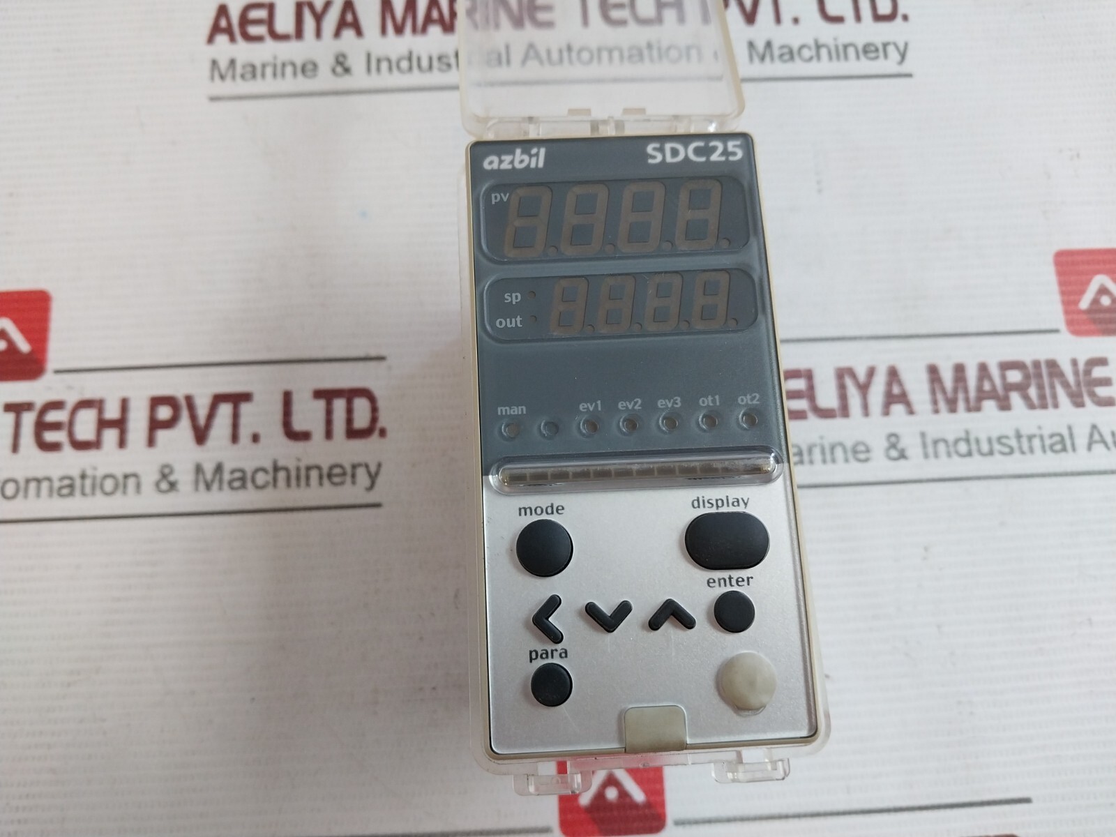 AZBIL SDC25 C25TC0UA1000 Single Loop Controller AC 100-240V 50/60Hz 160411009