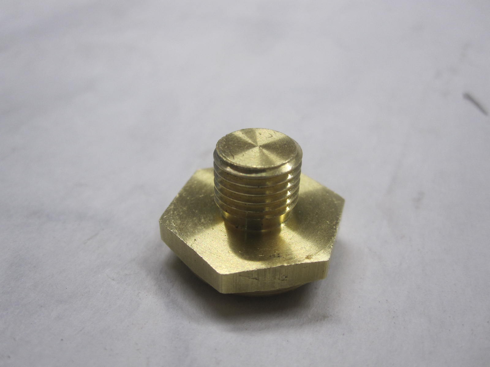 58X Brass 3/8-24 Threaded W ¾ Hex Cap Head Plastic Insert Plug Top and ¼ thread