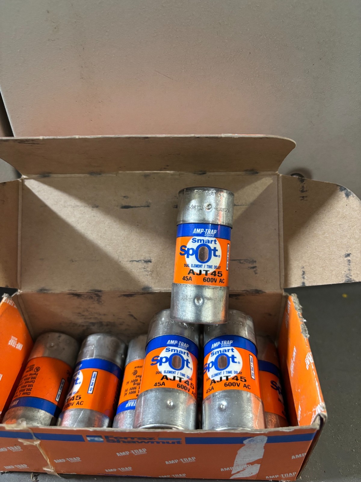 AMP-TRAP AJT45 FUSES 45A 600V AC NEW UNUSED
