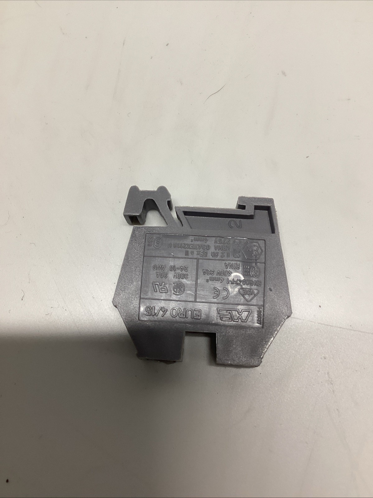 DINNECTORS TERMINAL BLOCK CONNECTOR Box Of 100 V-462
