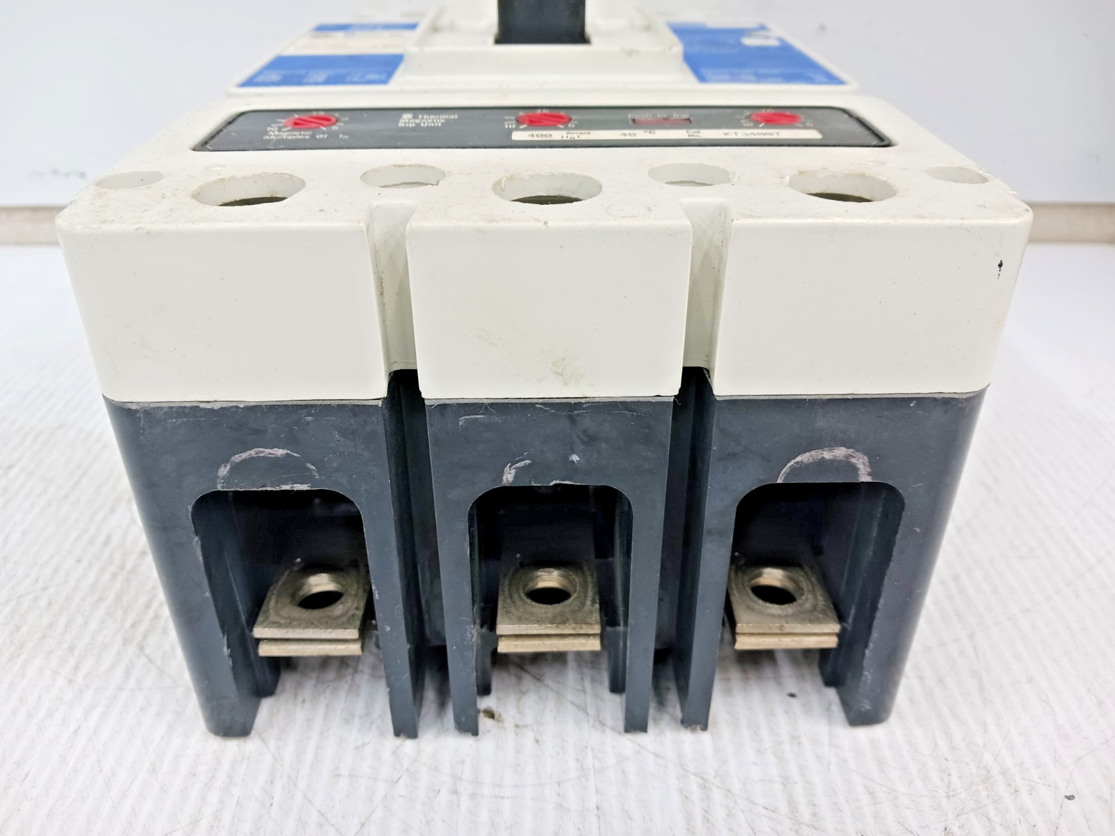 Westinghouse 400A Circuit Breaker 3P 240 VAC DK3400 W/ 400A Trip (Missing Lugs)