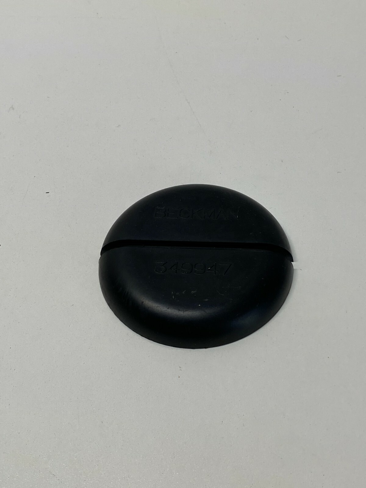 J12: Beckman 349947 Centrifuge Adapter Pad
