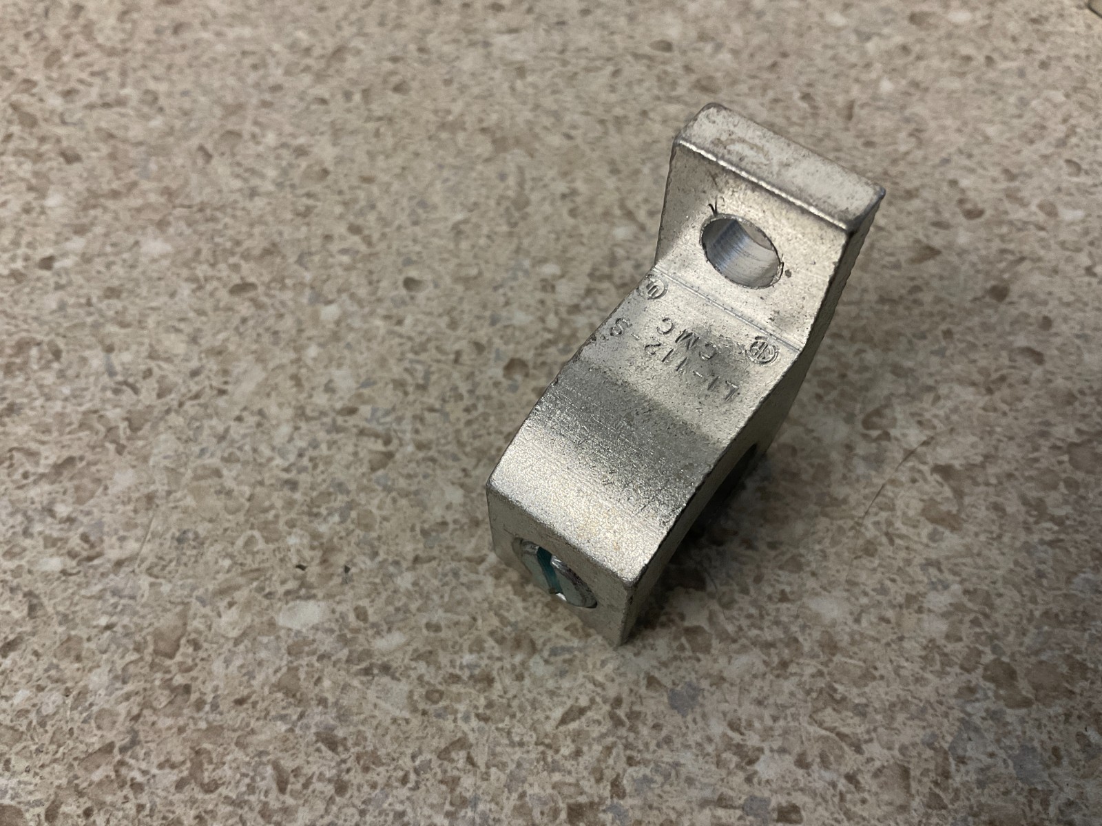 Thomas & Betts LL1014 Aluminum Connectors NEW (Box of 20)