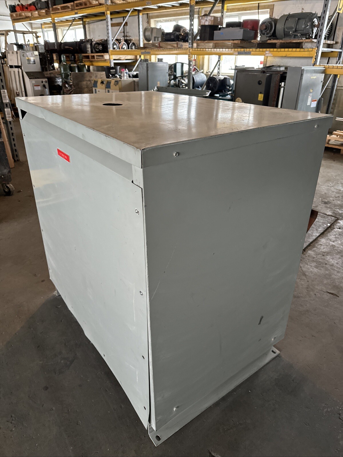 Hitran DIT 3 Phase Transformer D3012244H6, 220Kva 460Y/266