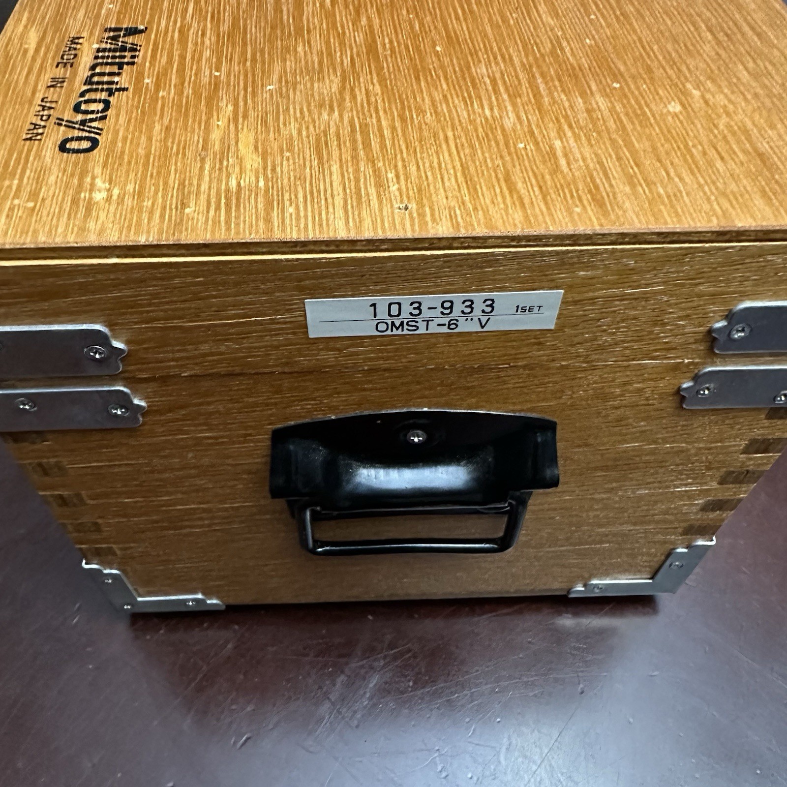 Mitutoyo 0-6″ 103 Series Micrometer Set 103-933 wooden case Precision Machine