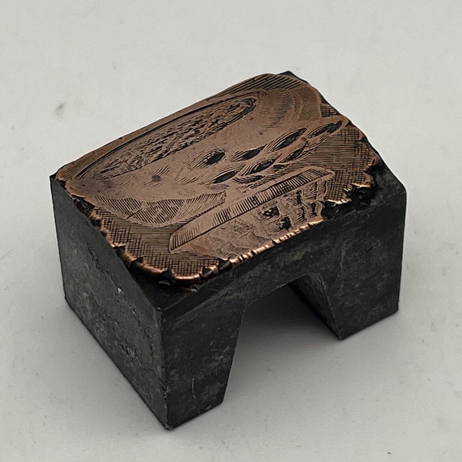 VINTAGE PRINTING LETTERPRESS PRINTERS BLOCK CUT Mystery Image Pie? BBQ Grill?