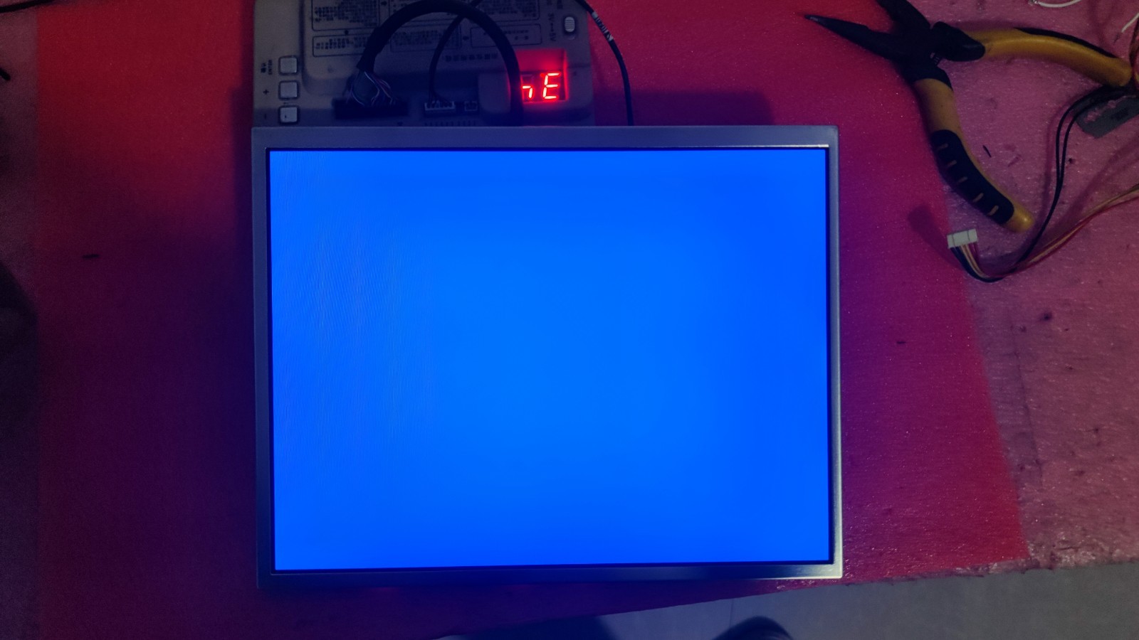 12.1-inch LB121S03-TL01 LB121S03(TL)(01) LCD display is suitable for LG.Philips