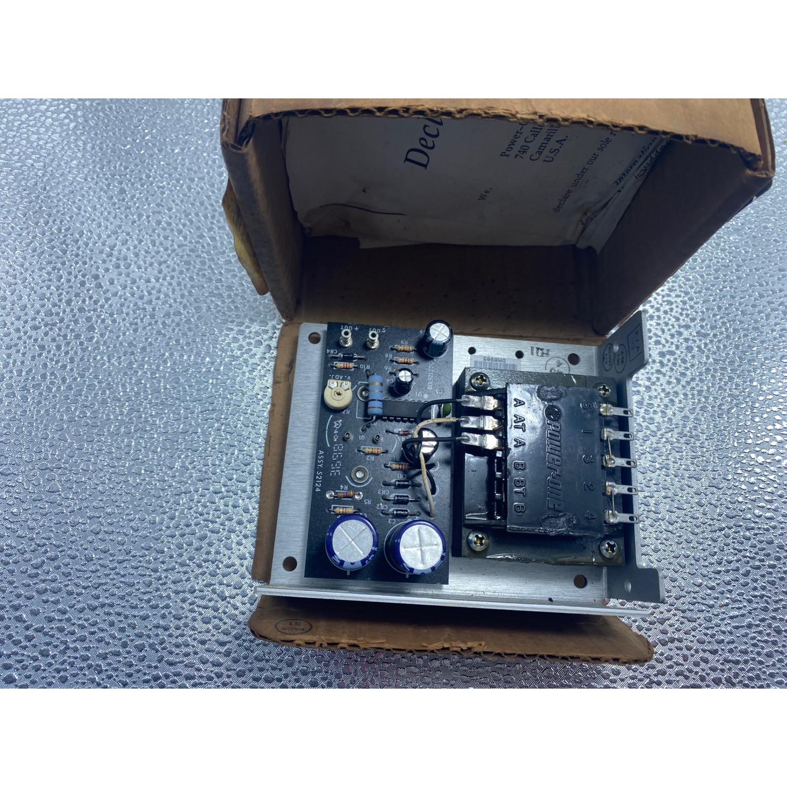 Power-One HA15-0.9-A International Series Linear Power Supply 12-15V 0.9A DC