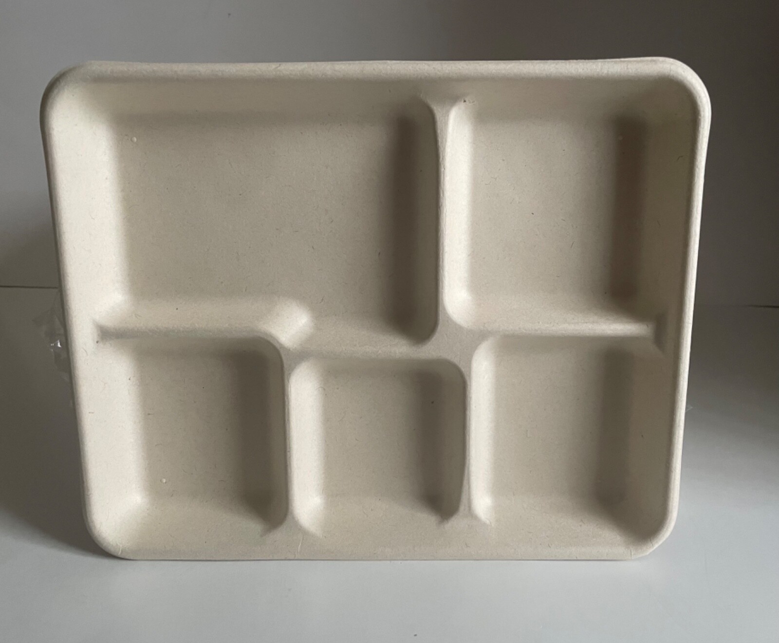 400 Count Case – 5 Compartment Disposable Lunch Tray 10″x8″ Fiber Sturdy Quality