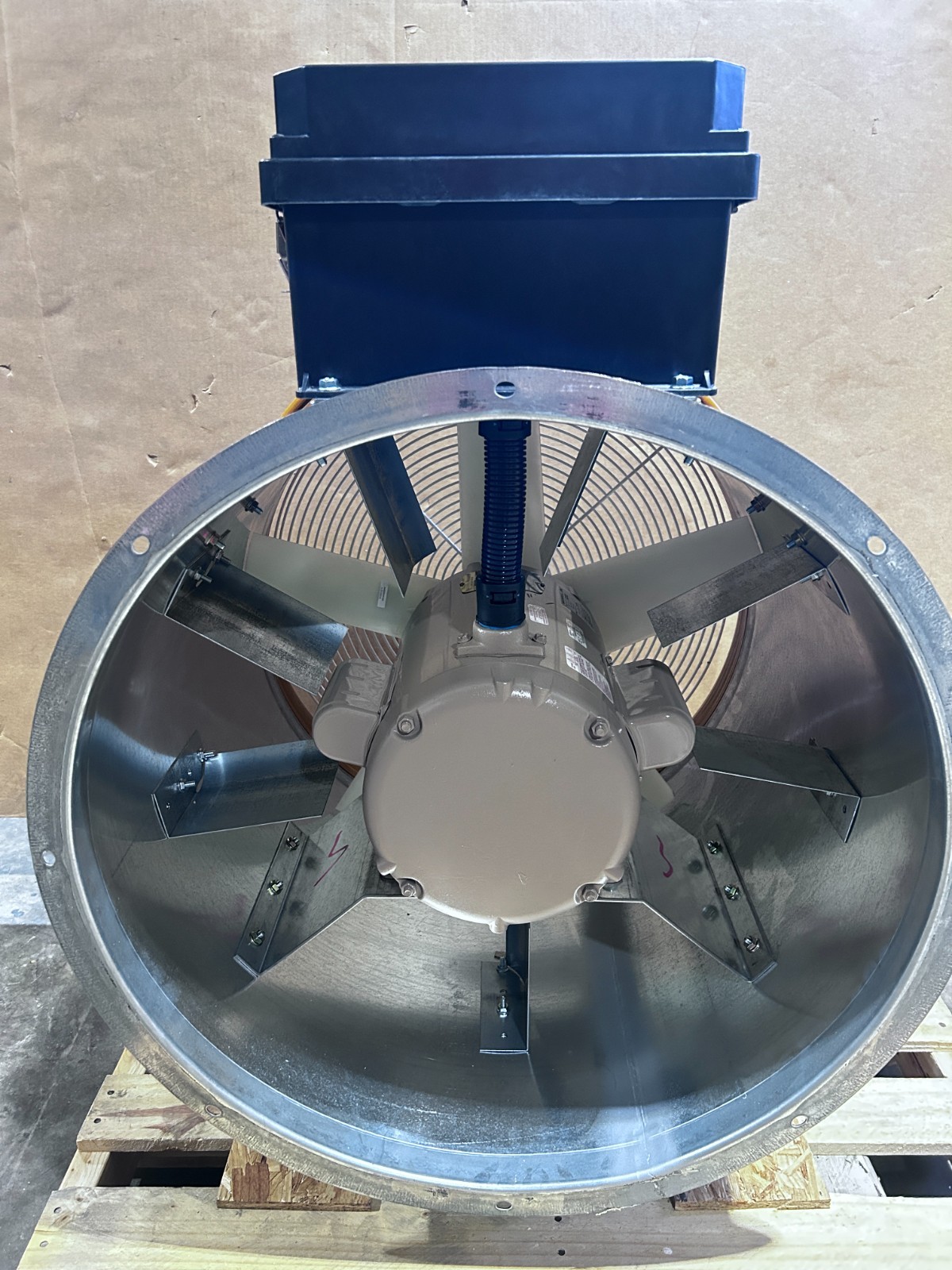 New Open Box GSI 26» Grain Bin Vane Axial Aeration 1 Phase Fan DF-156-1G