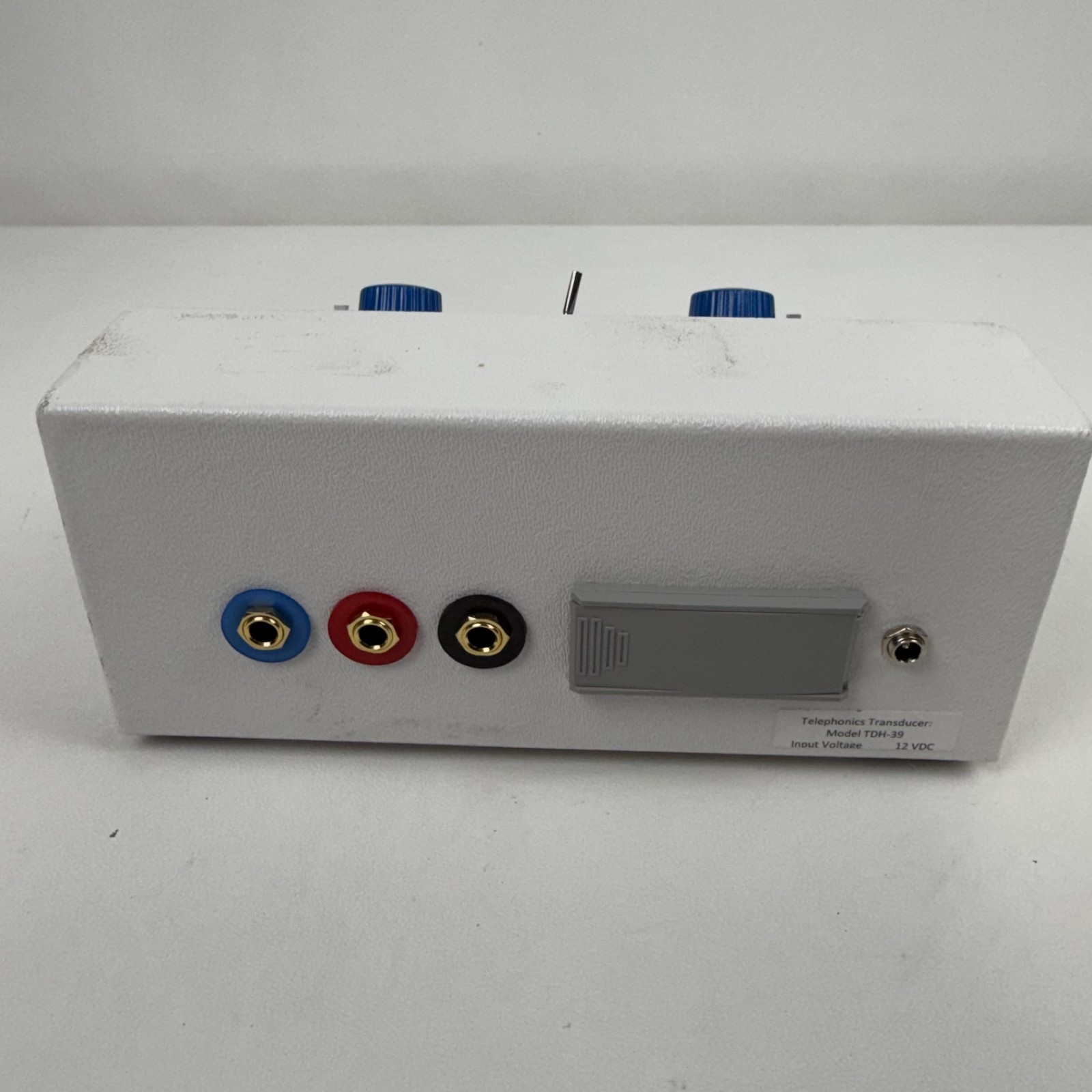 AMBCO 650AB Audiometer Hearing Test System w/ Headphones & Response Switch, Blue
