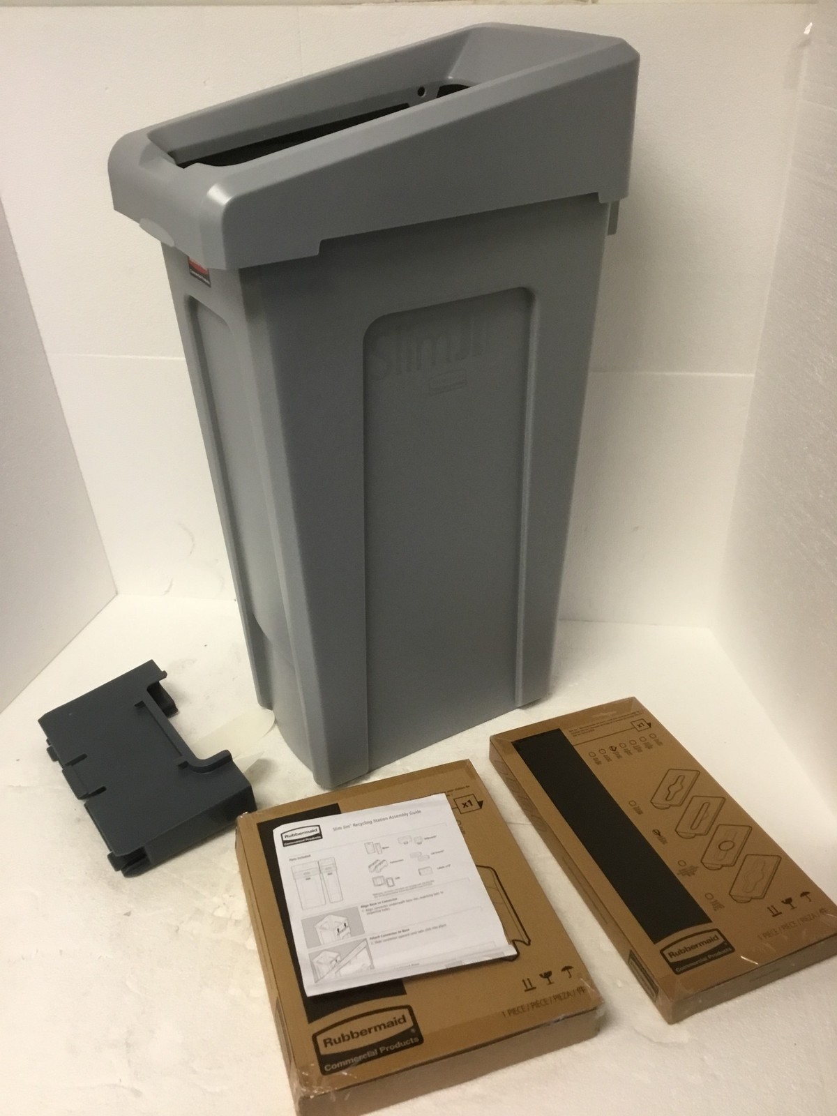 NEW Rubbermaid Slim Jim Recycling Station 23 Gallon NWL00633112, FREE SHIPPING
