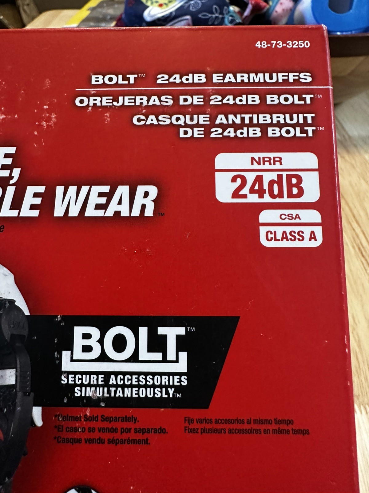 Milwaukee 48-73-3250 BOLT 24dB Earmuffs, Use with Safety Helmets and Hard Hats.