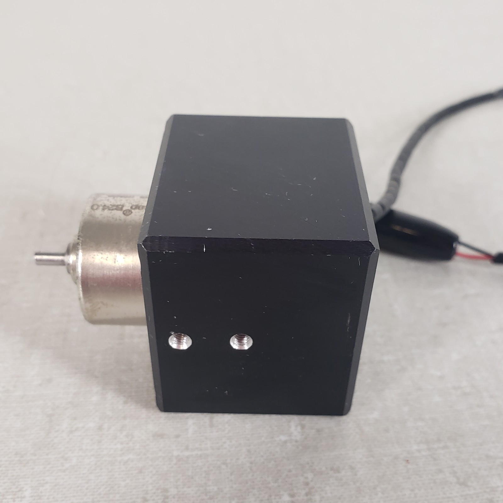 ESCAP B24.0 Swiss Made Precision DC Gearmotor Assembly with Mounting Bracket