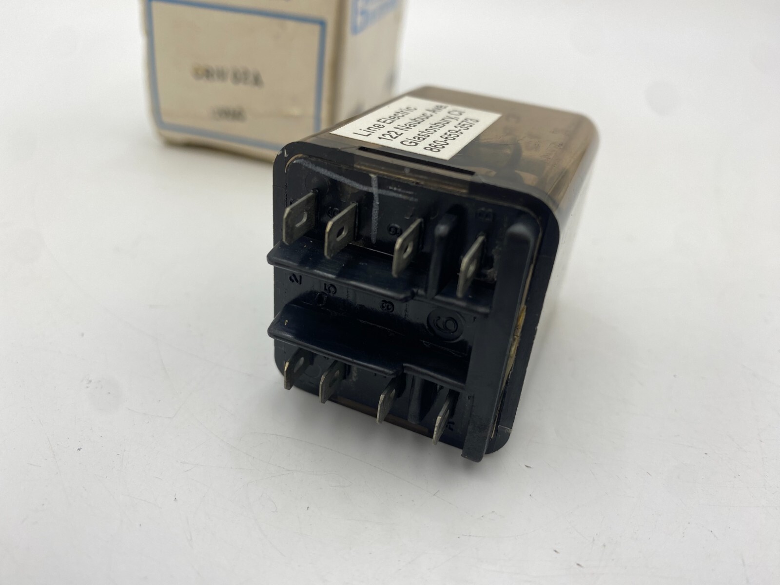 General Electric CR220HG78J05 Relay 12-Volt AC Coil 120/240 Volt 50/60Hz 8-Pins