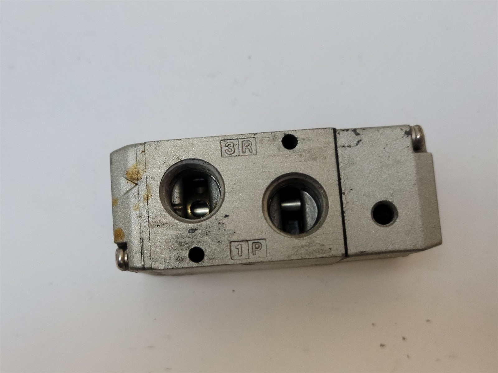 SMC VPA342-02A Air Operated Valve , Main Pressure 0.2-0.8 MPa