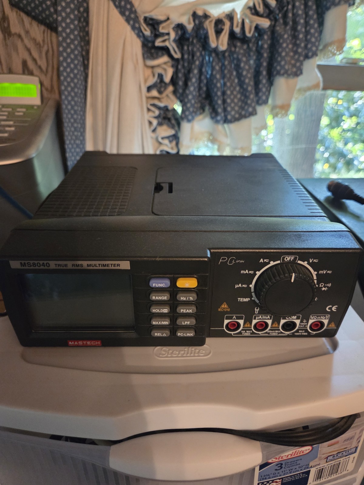 MASTECH 22000 counts MS8040 auto range BENCH MODEL MULTIMETER AC DC C R F