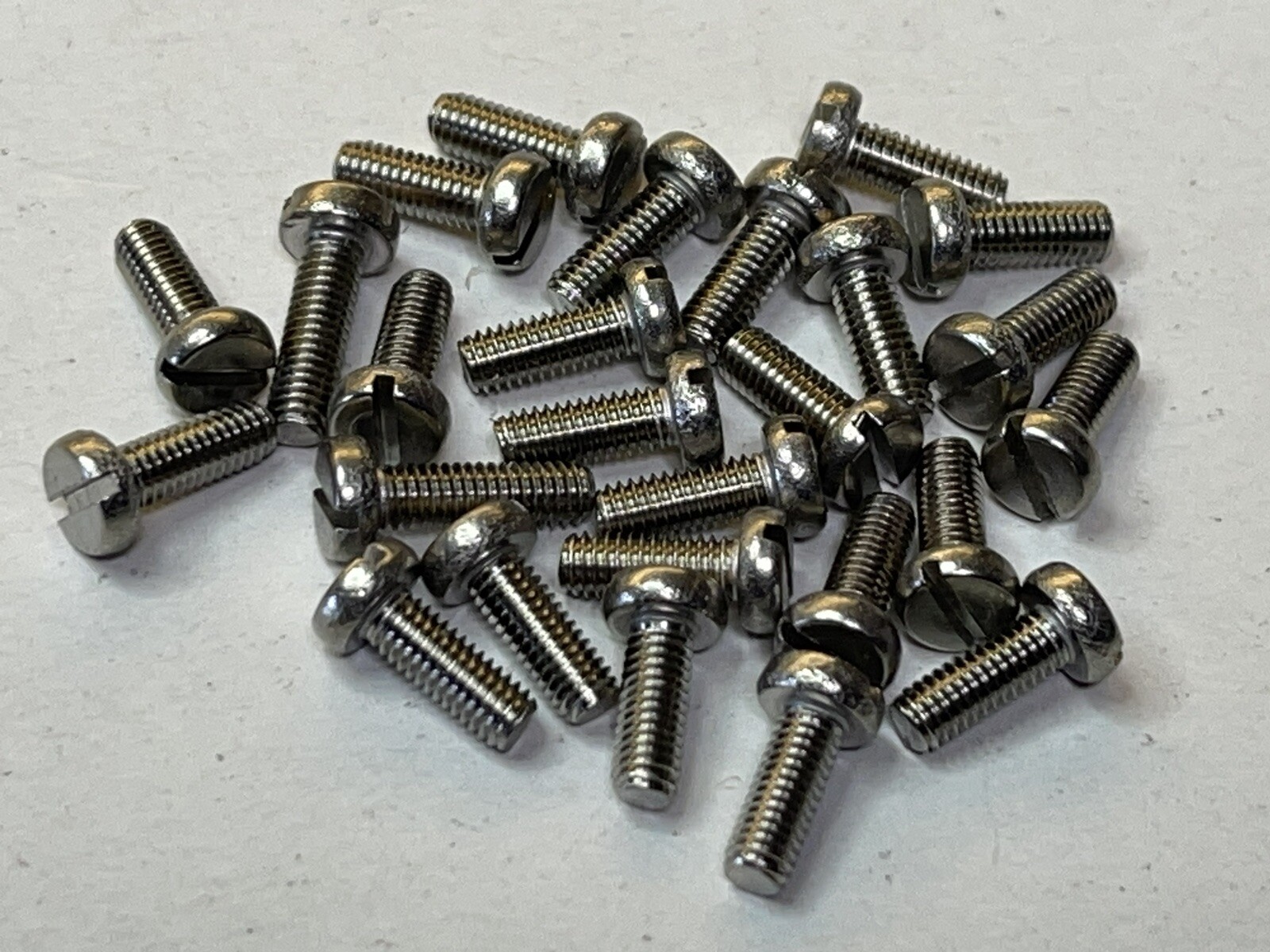 (25) M3-0.50x8mm Stainless Slotted Cheese Head Bolt Cap Screw(24M69)