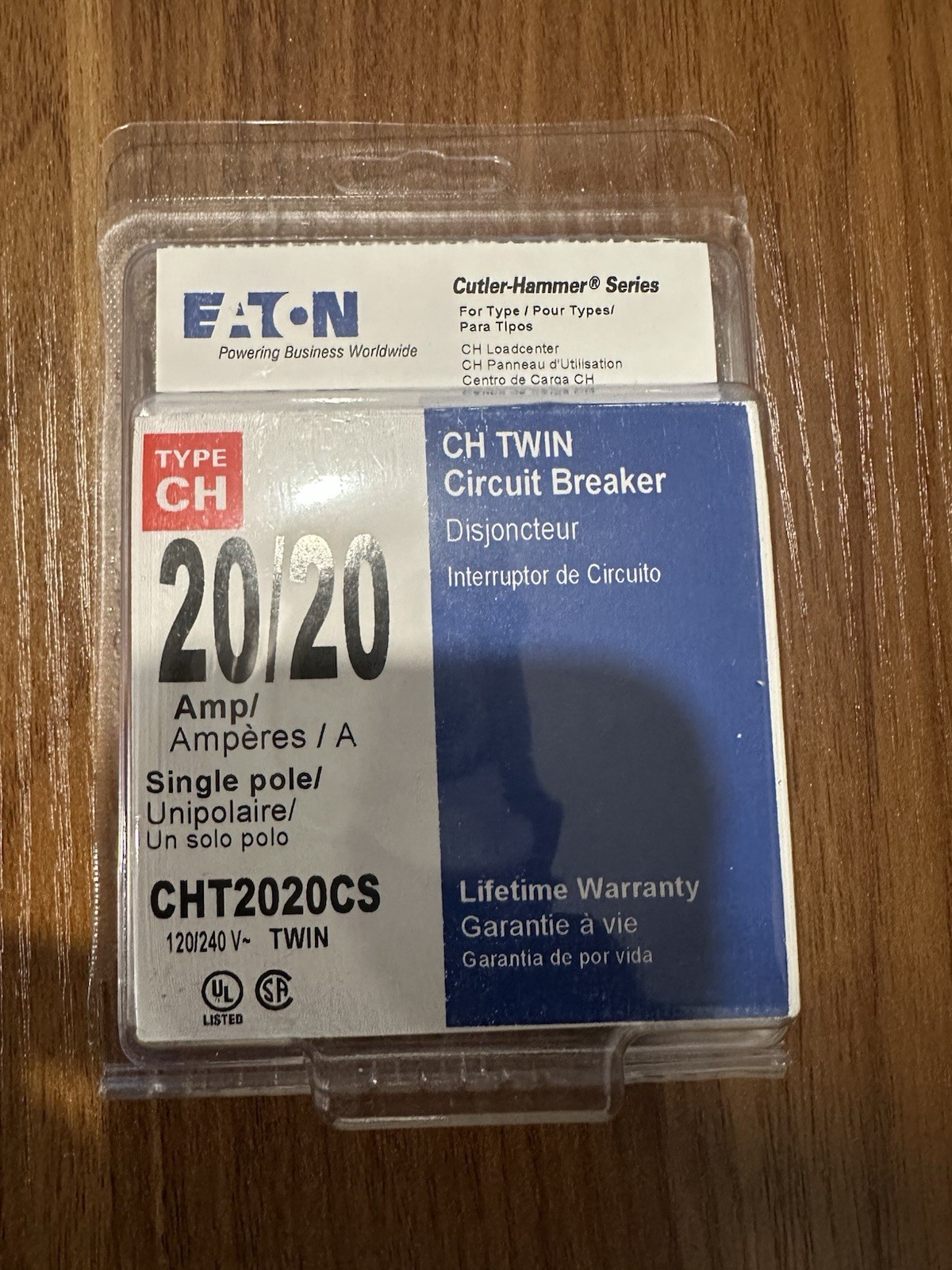Eaton CHT2020 Circuit Breaker Twin TANDEM (Two 1 pole) NEW!!