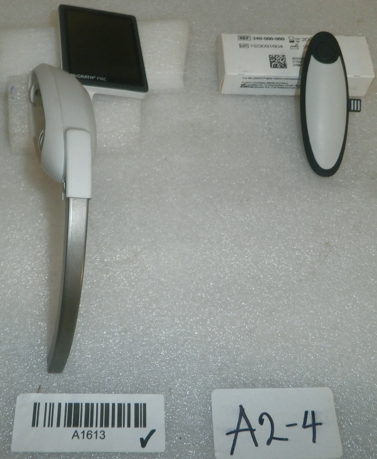 McGRATH MAC video laryngoscope w/ a new battery