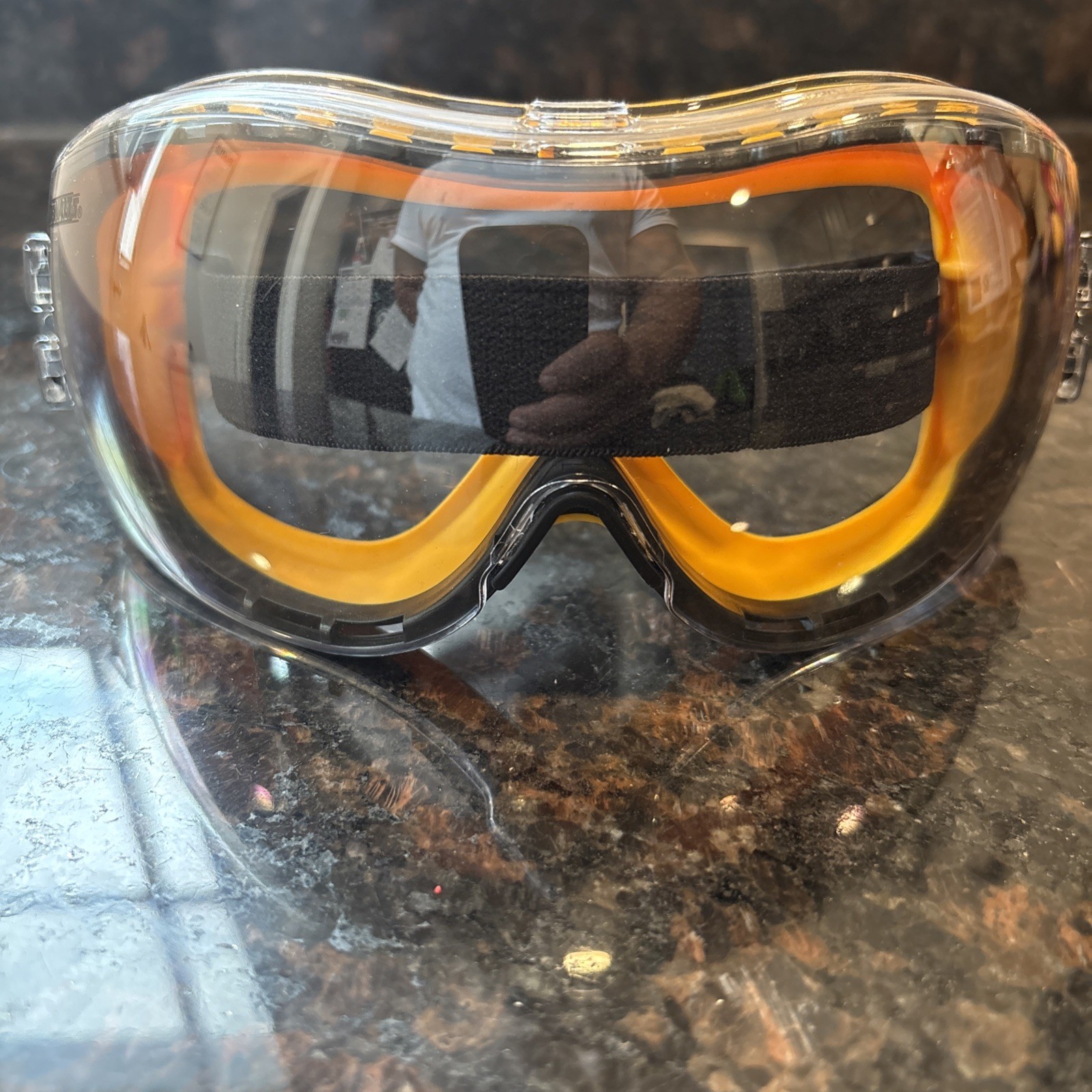 DEWALT DPG82 Concealer Safety Goggles with Clear Anti-Fog Lens Brand New