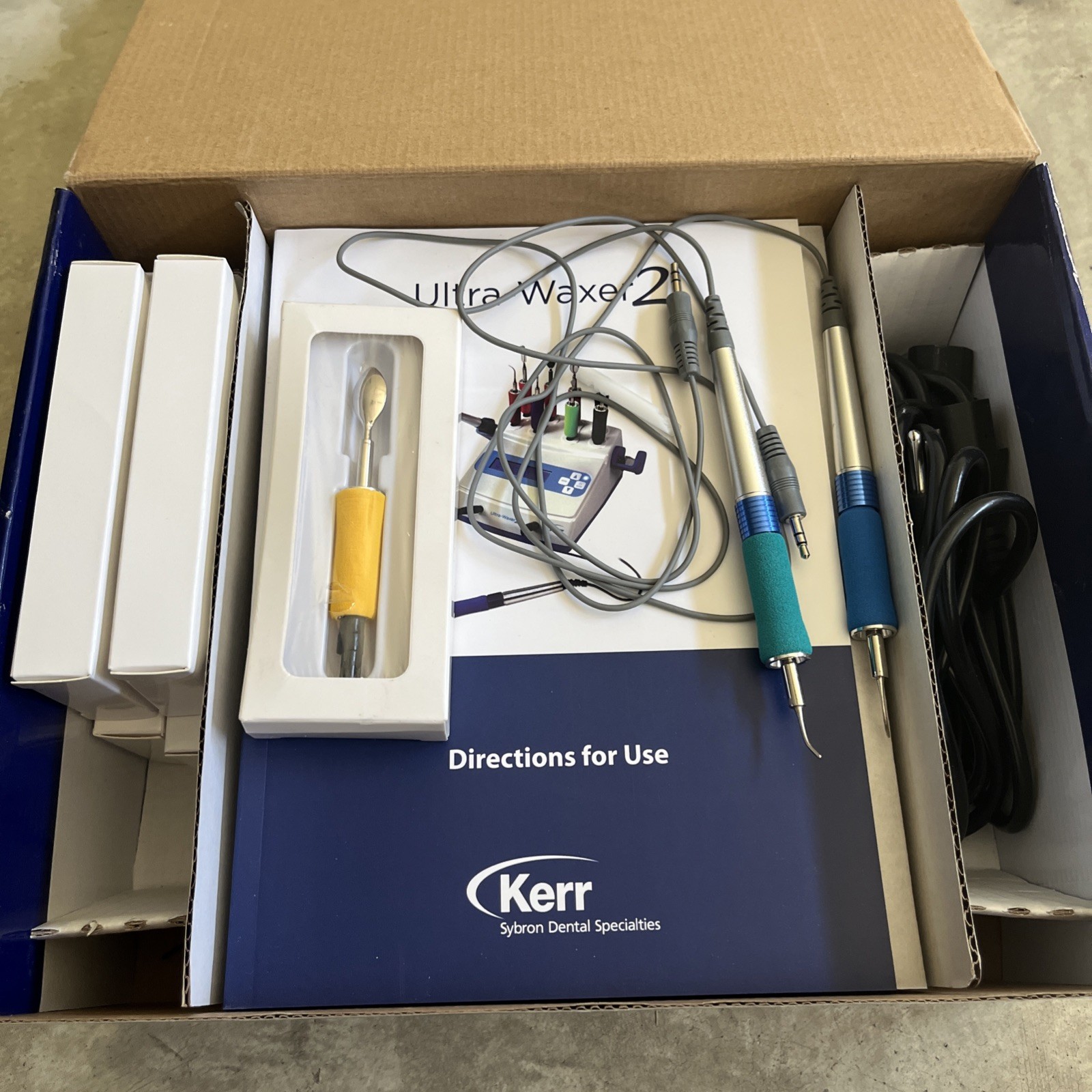 Kerr Ultra Waxer 2 & 2 handles & 2 tips