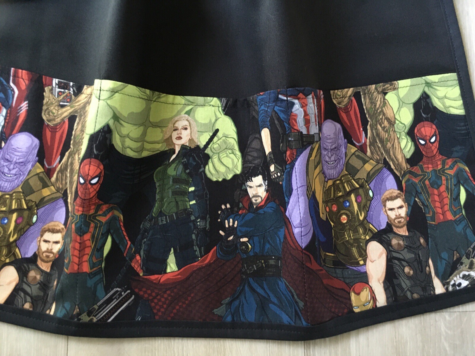 Black Waitress Apron Marvel,Super Heroes 3 Pockets Server Restaurant Cute Waist