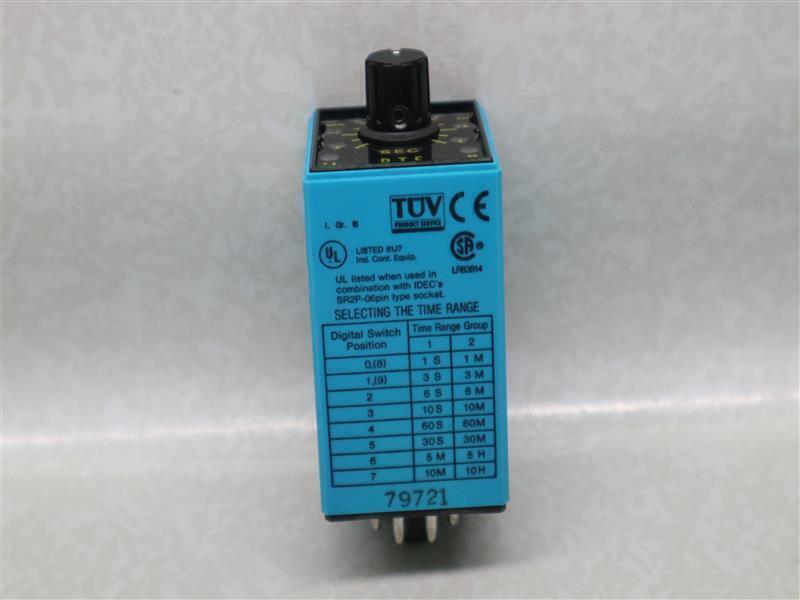 Idec RTE RTE-P11 RTEP11 Electronic Timer 24VAC/DC 120/240VAC 10A(RES.)