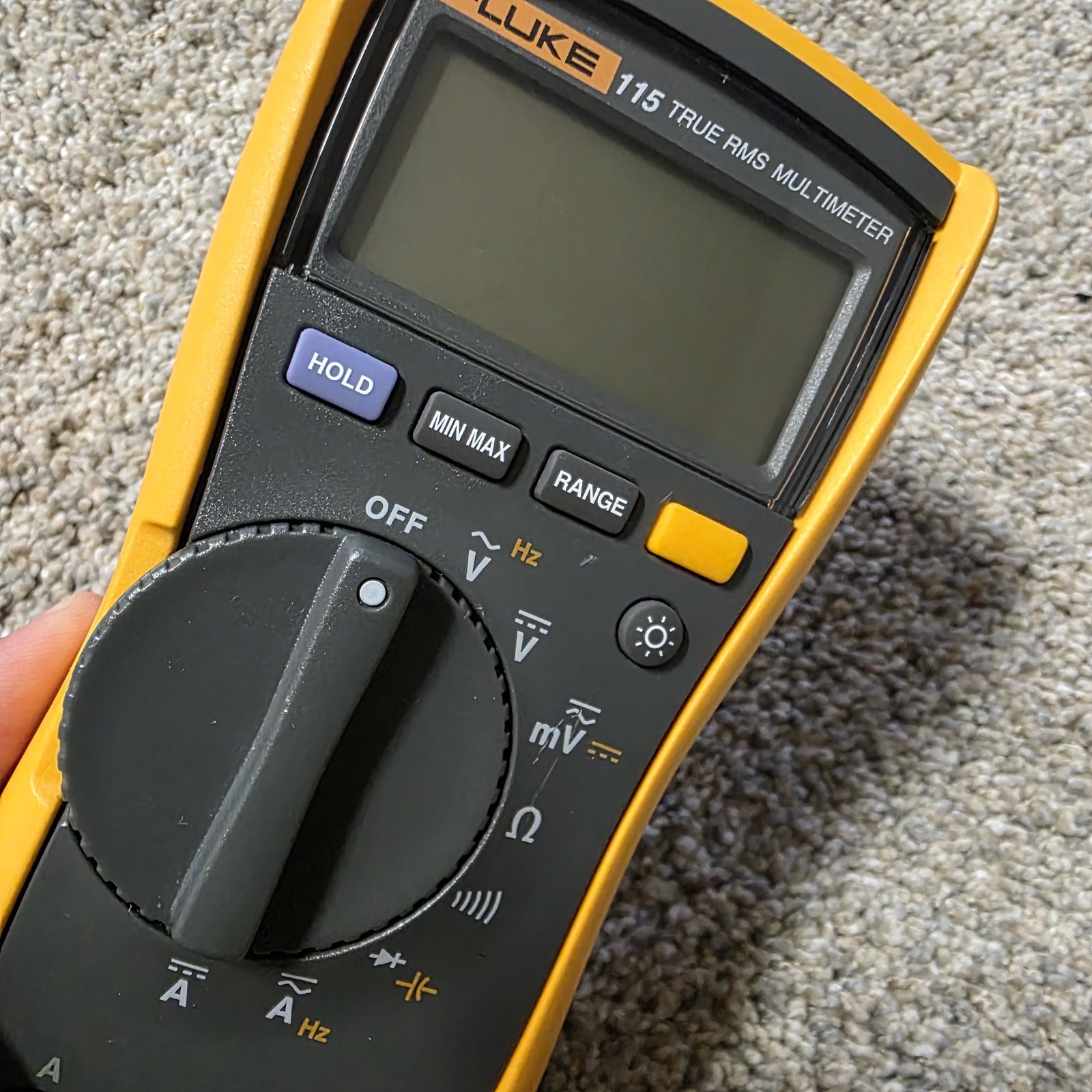 Fluke 115 True RMS Digital Multimeter Great Condition