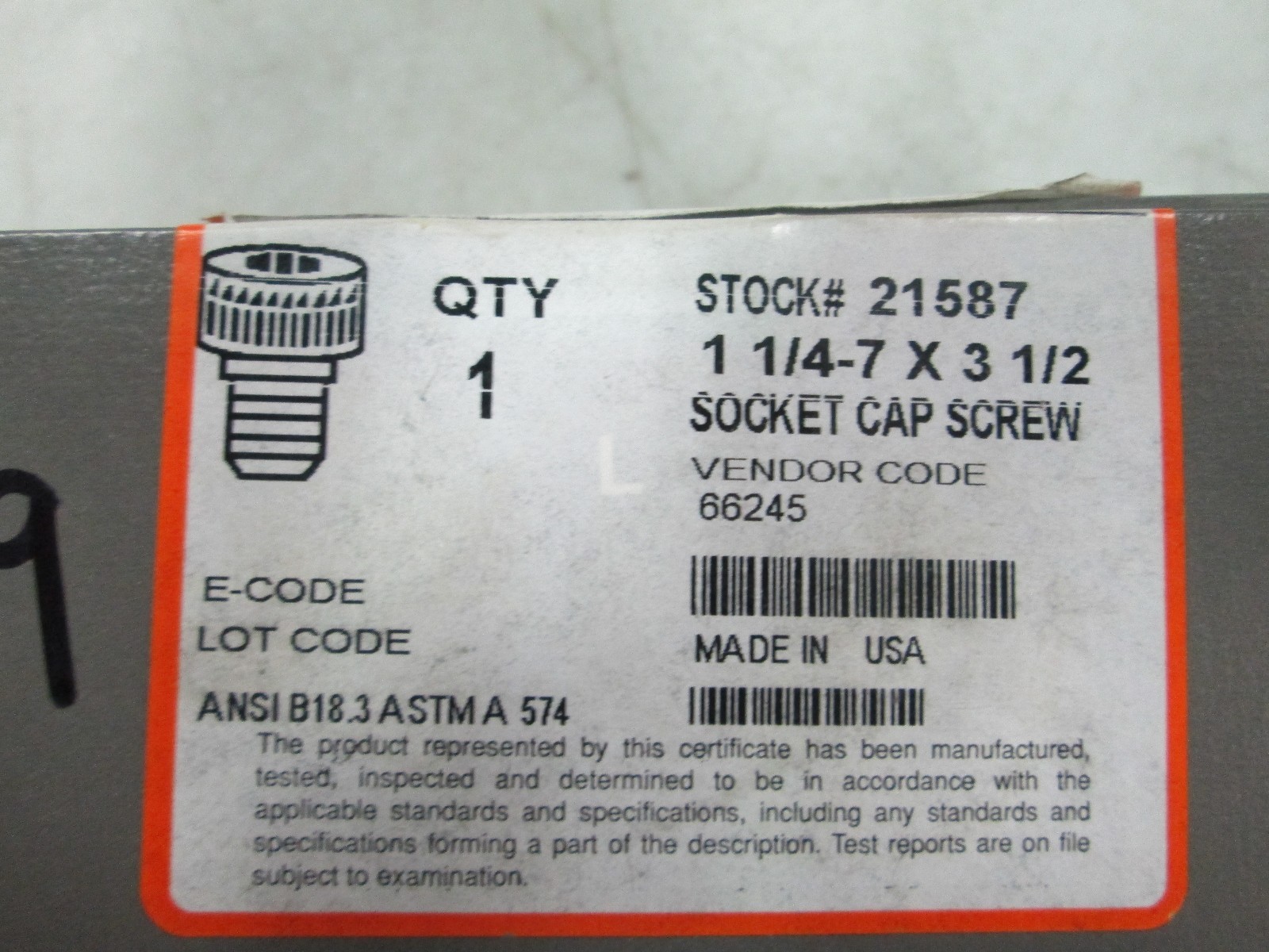 Unbrako Socket Head Cap Screw P/N 21587 1-1/4-7 x 3-1/2″ (NIB)