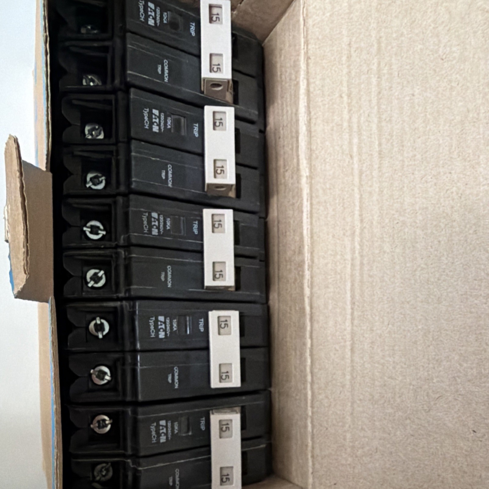 Eaton CHF215 Type CH 15A 2-Pole Circuit Breaker Trip Indicator 120/240V 5 Pack