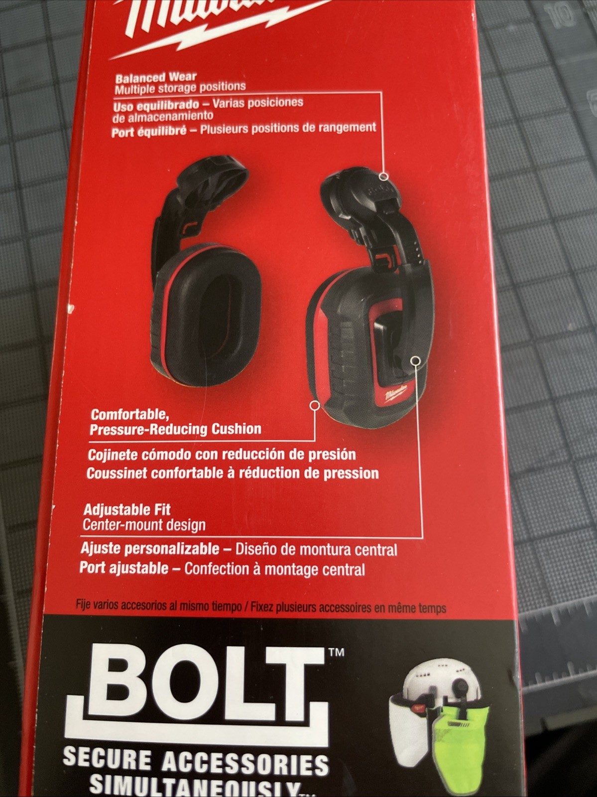 Milwaukee BOLT 24dB EarMuffs – 24dB NRR – Class A – 48-73-3250 (Brand New)