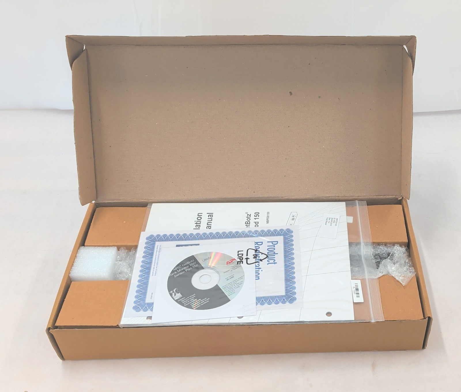 New APC NBPD0150 Net Botz 150 1U Rack Sensor Six Sensor Ports RJ-45