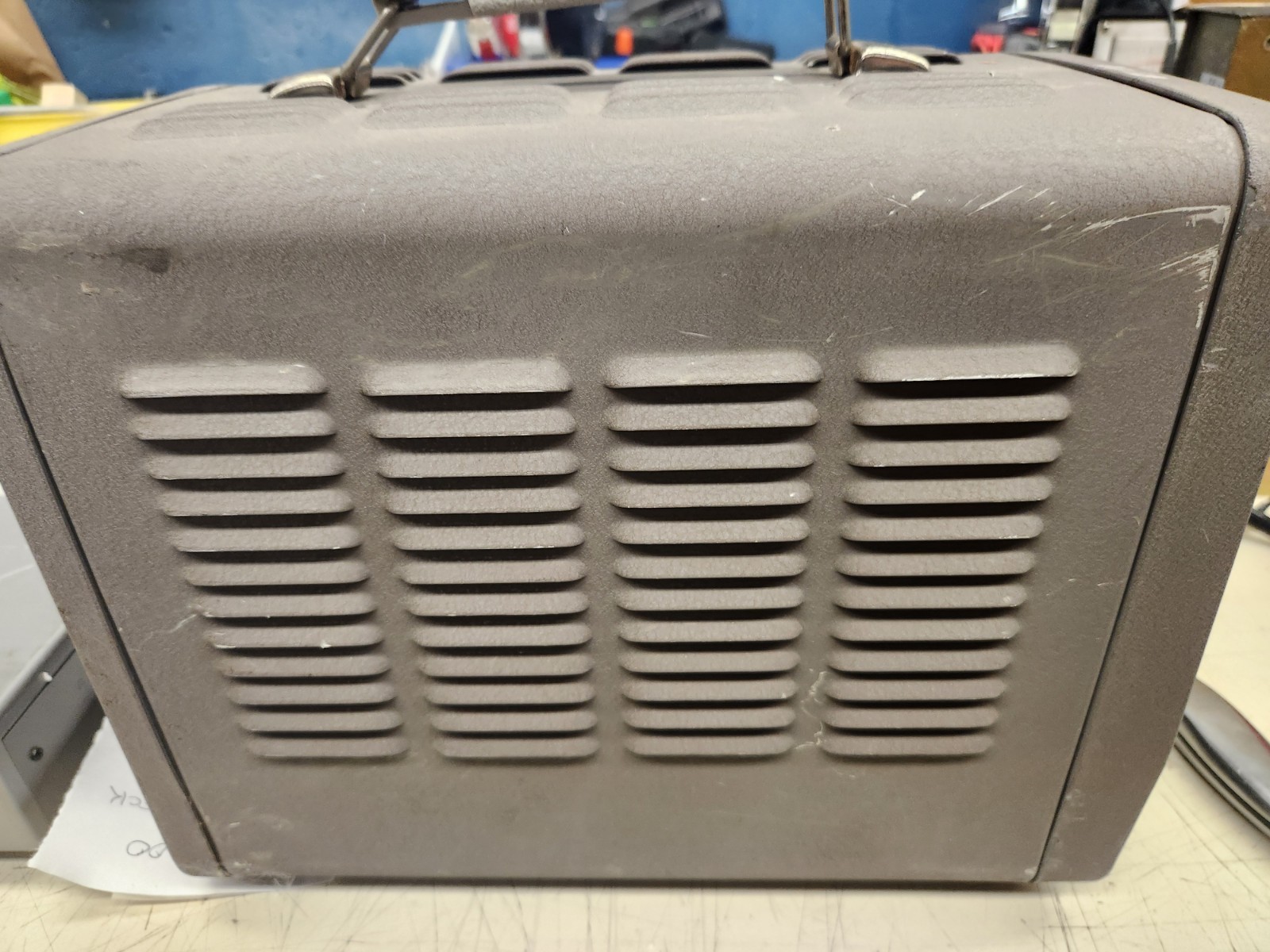 HP 200C Audio Oscillator 5 Hz – 60kHz Vintage Test Equipment Untested,