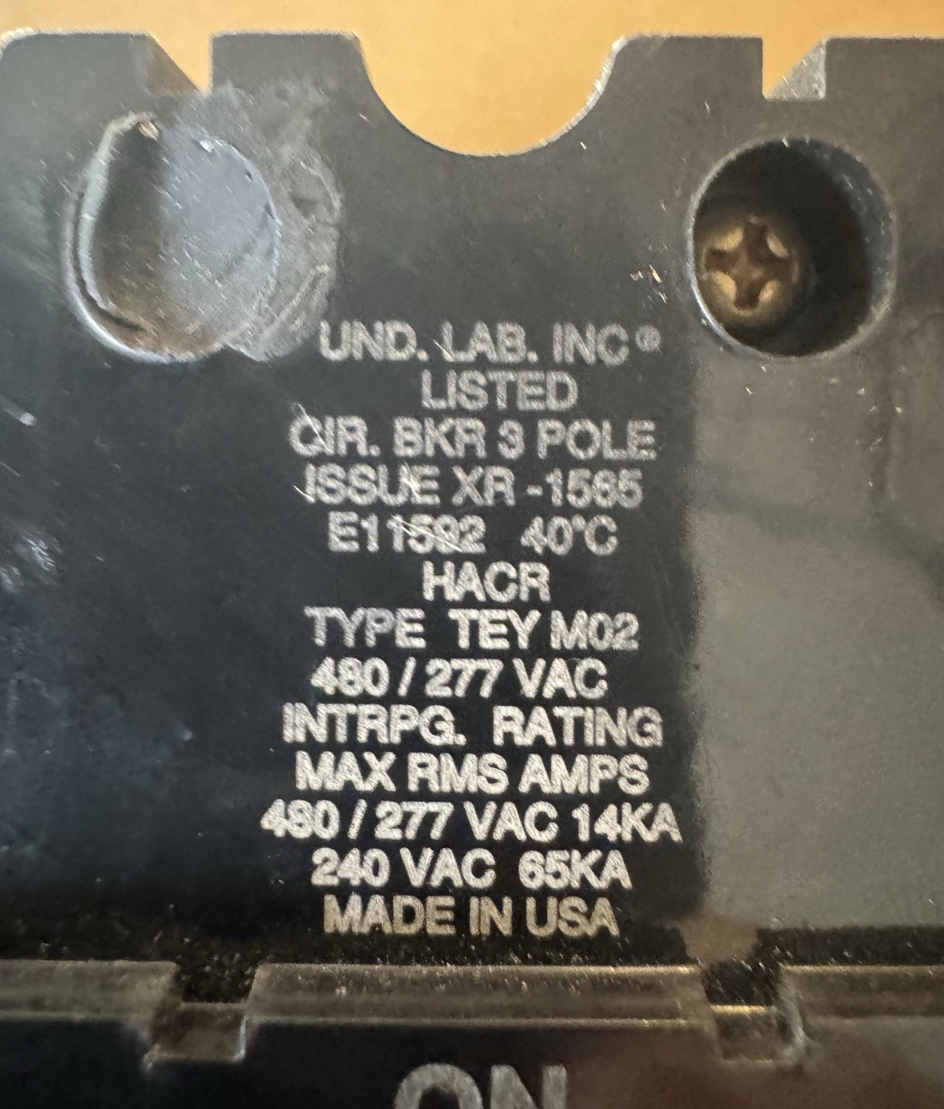 GE TEY330 CIRCUIT BREAKER, 480/277-VOLT, 3-POLE, 30-AMP, BRK / TEY FRAME