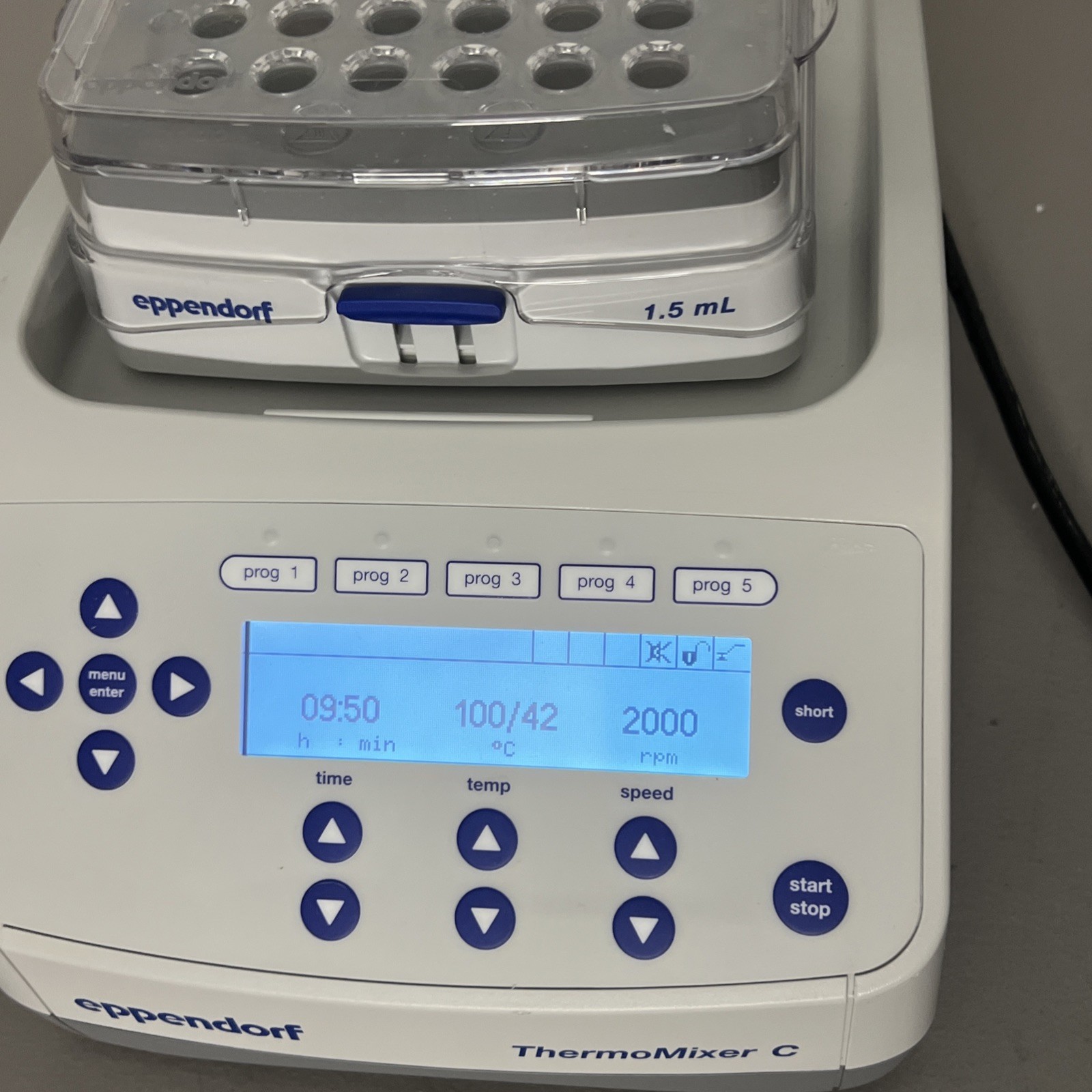 Eppendorf 5382 ThermoMixer C Mixer Shaker W/ 1.5mL tube- Tested Working-PLZ READ