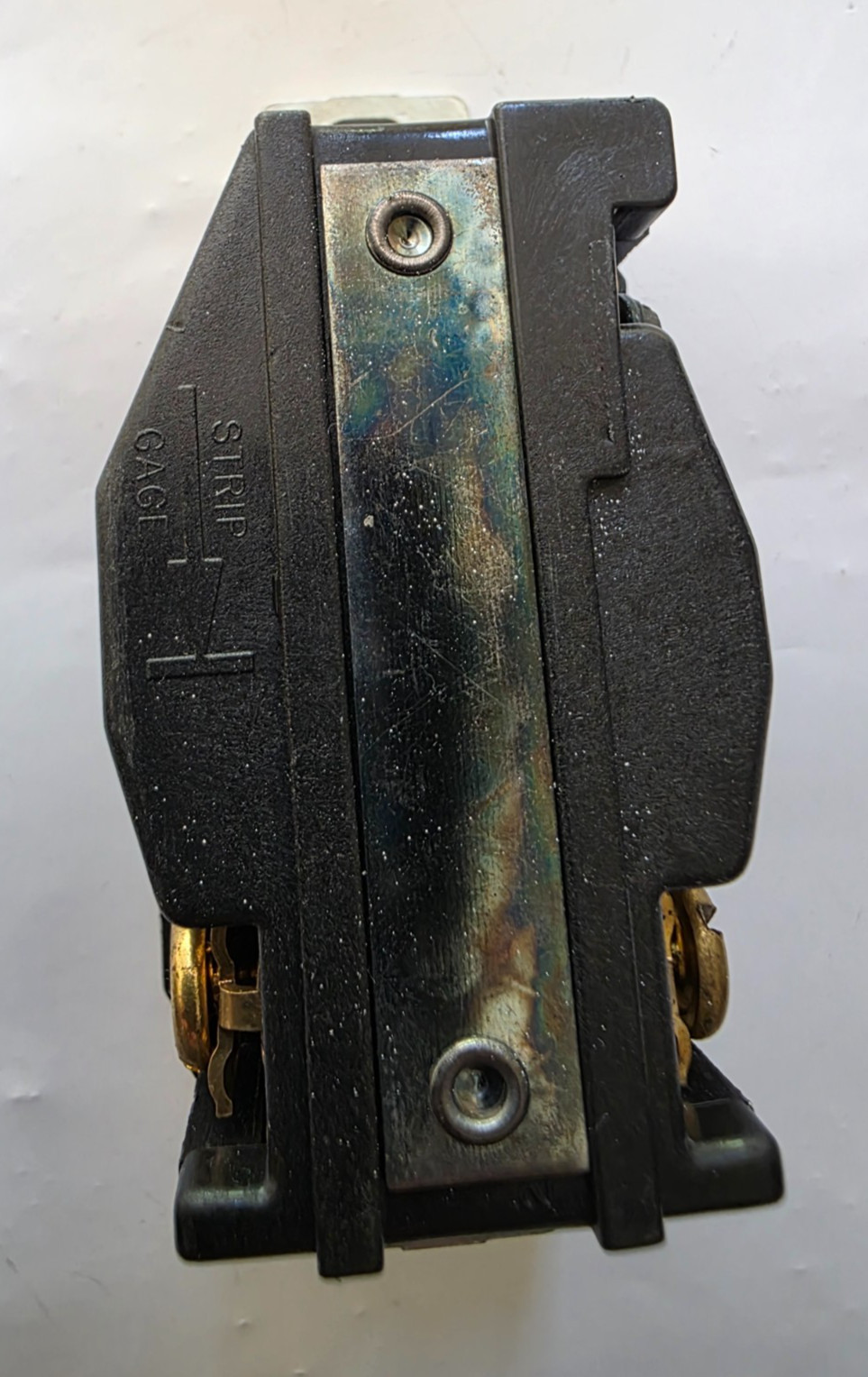Cooper Eaton Arrow Hart Locking Receptacle 20 Amp 480V NEMA L8-20R Used