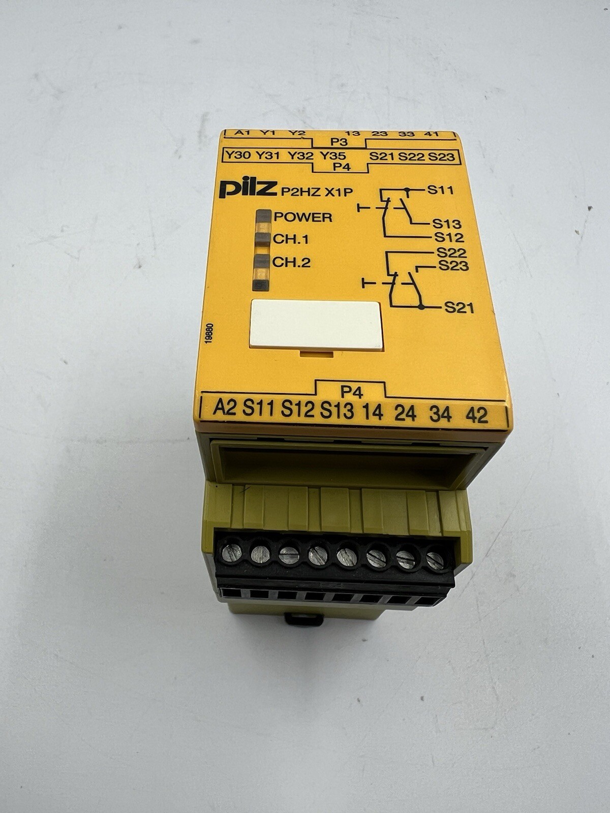 PILZ P2HZ-X1P-120VAC / P2HZX1P120VAC Refurbished Tested Good