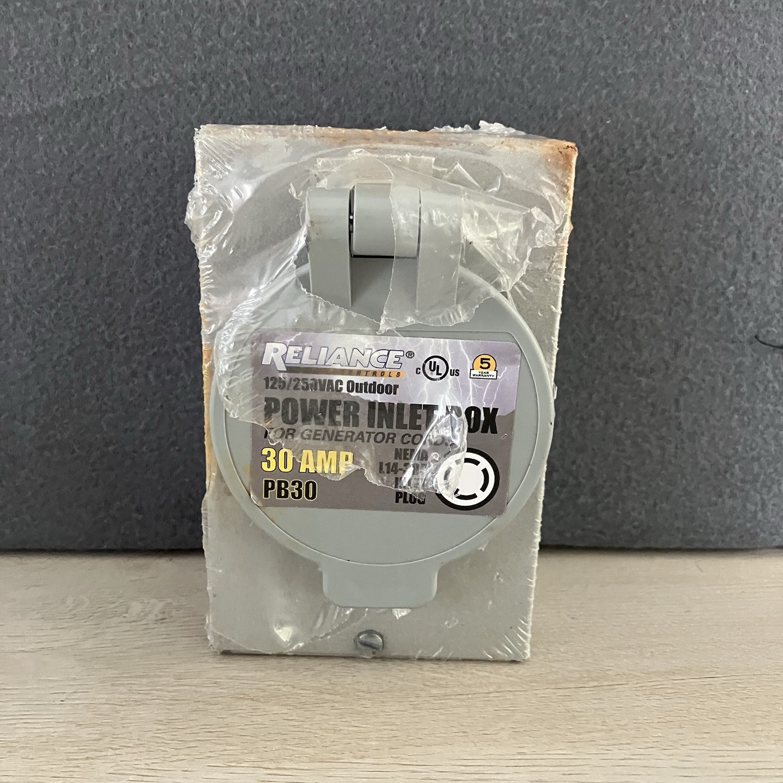 Reliance Controls 125/250 VAC Outdoor 30 Amp Power Inlet Box For Generator Cords