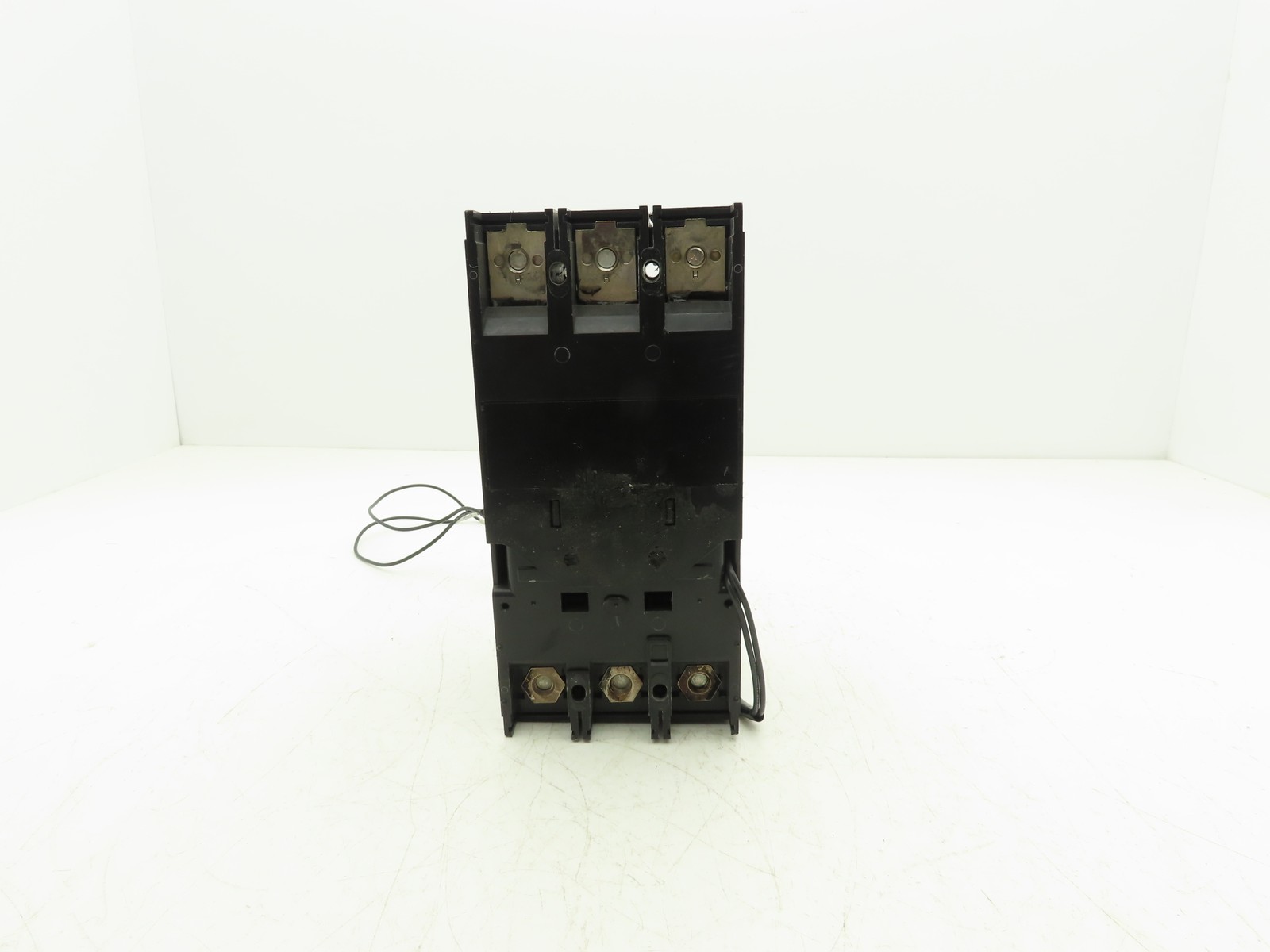 Siemens FXD63B250 Sentron Circuit Breaker 250A 3 Pole 600V FXD6-A Magnetic Adj