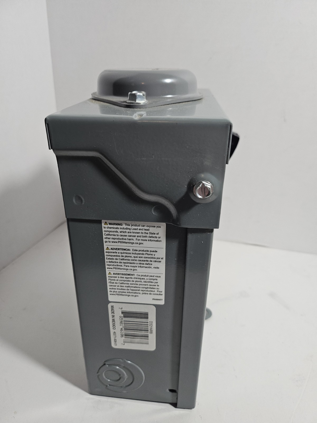 SQUARE D SAFETY Disconnect – SWITCH D221NRB SERIES E3 3R ENCLOSURE 30 AMP 60 HZ