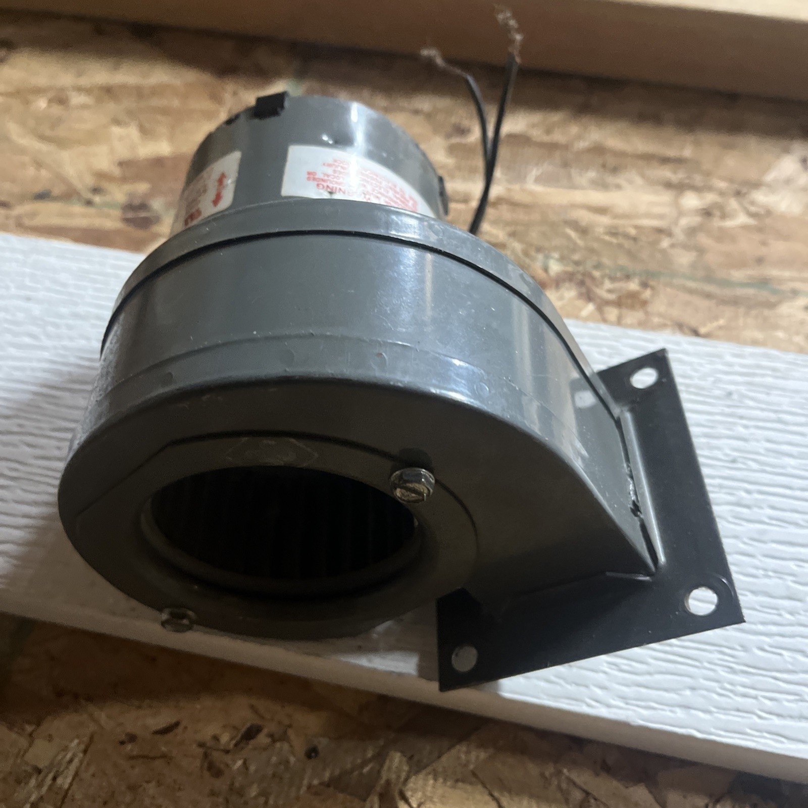 Dayton E47479/E37403 Shaded Pole Motor 3M571 1/15HP 1550-1000RPM 115V-Used