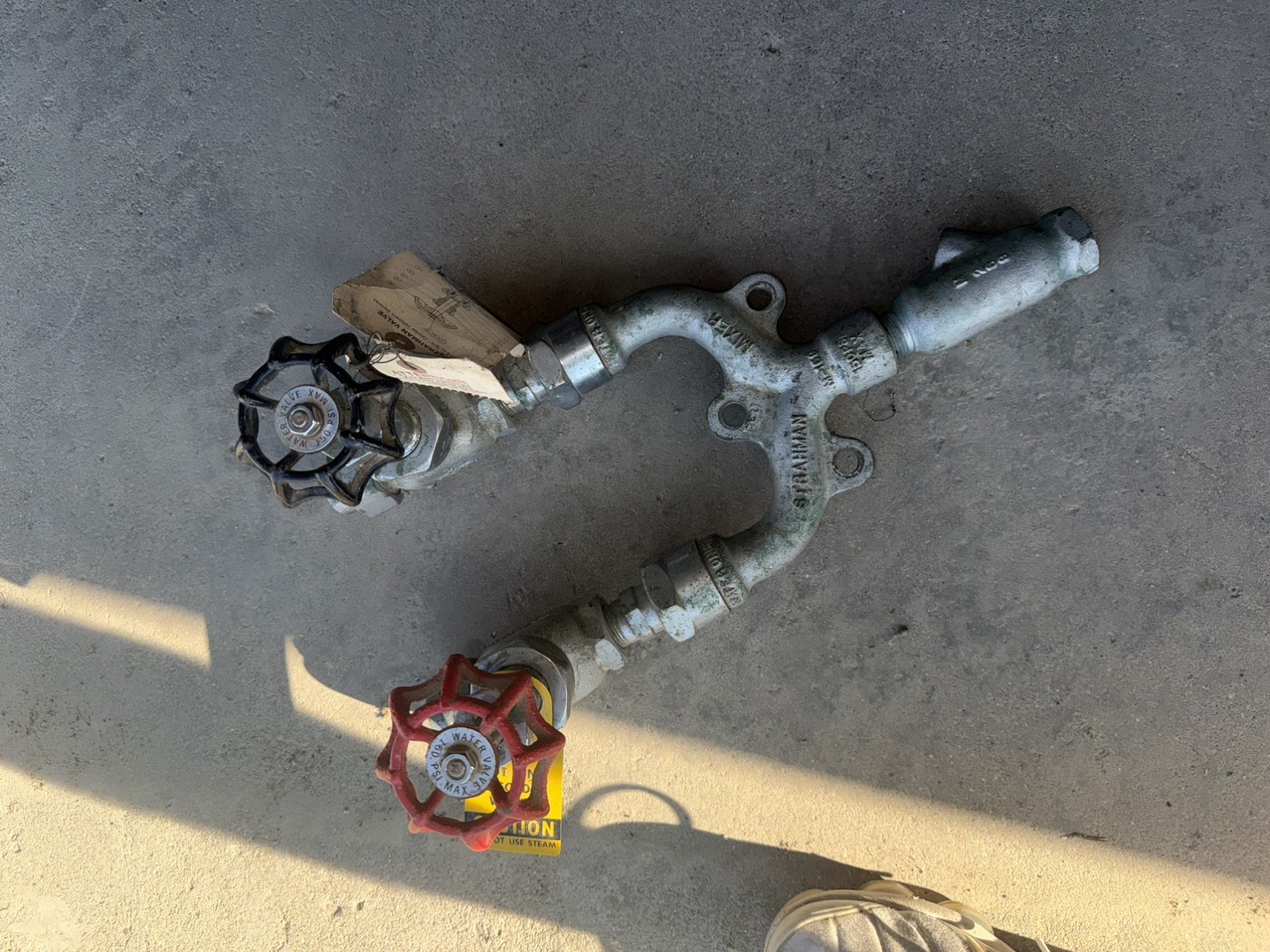 Strahman M-159 mixing valve. Wasn’t used been sitting for a while. SEND OFFERS