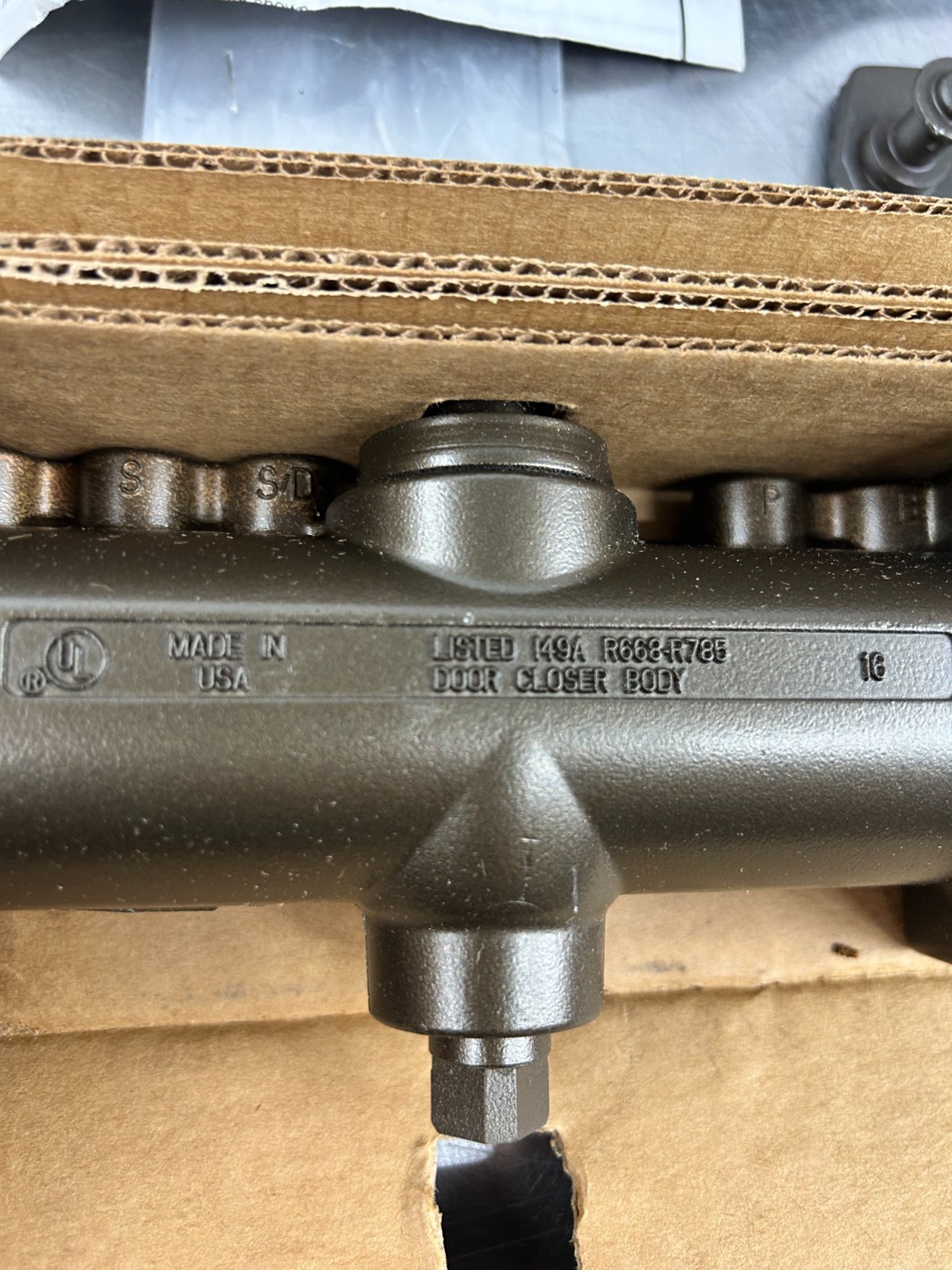 Norton 7500 Series Barrier Free Commercial Door Closer New Open Box