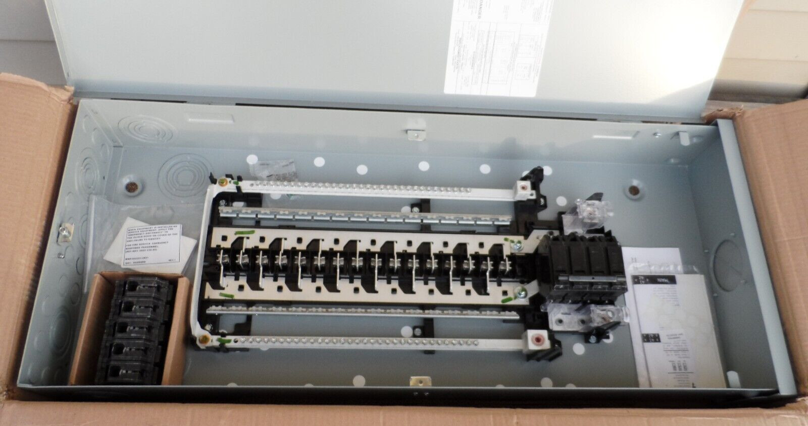GE 200 Amp 32-Space 64-Circuit Main Breaker Outdoor Load Center Contractor Kit