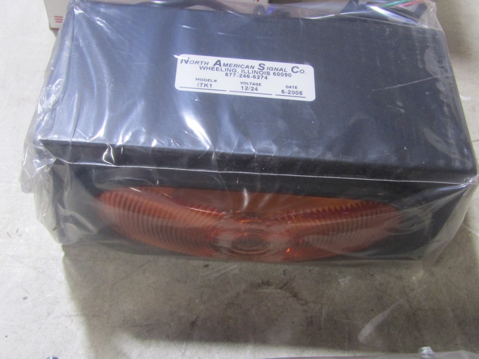 NEW North American Signal ITK1 Amber 12/24 Volt “7” MASTER AND SLAVE KIT