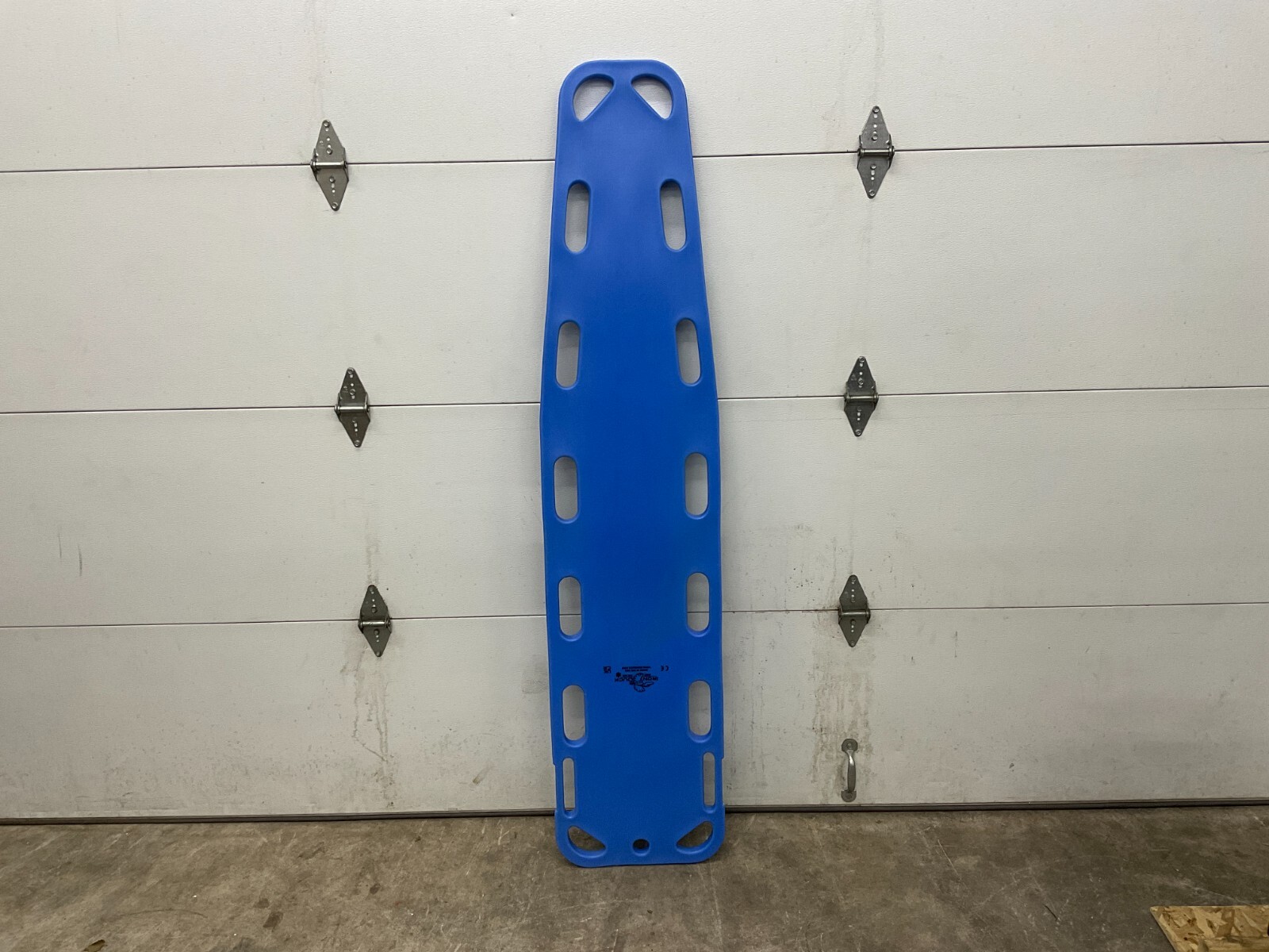 Iron Duck 35850-BL Spineboard,Blue, 72 in Lg 500 lb Wt Capacity