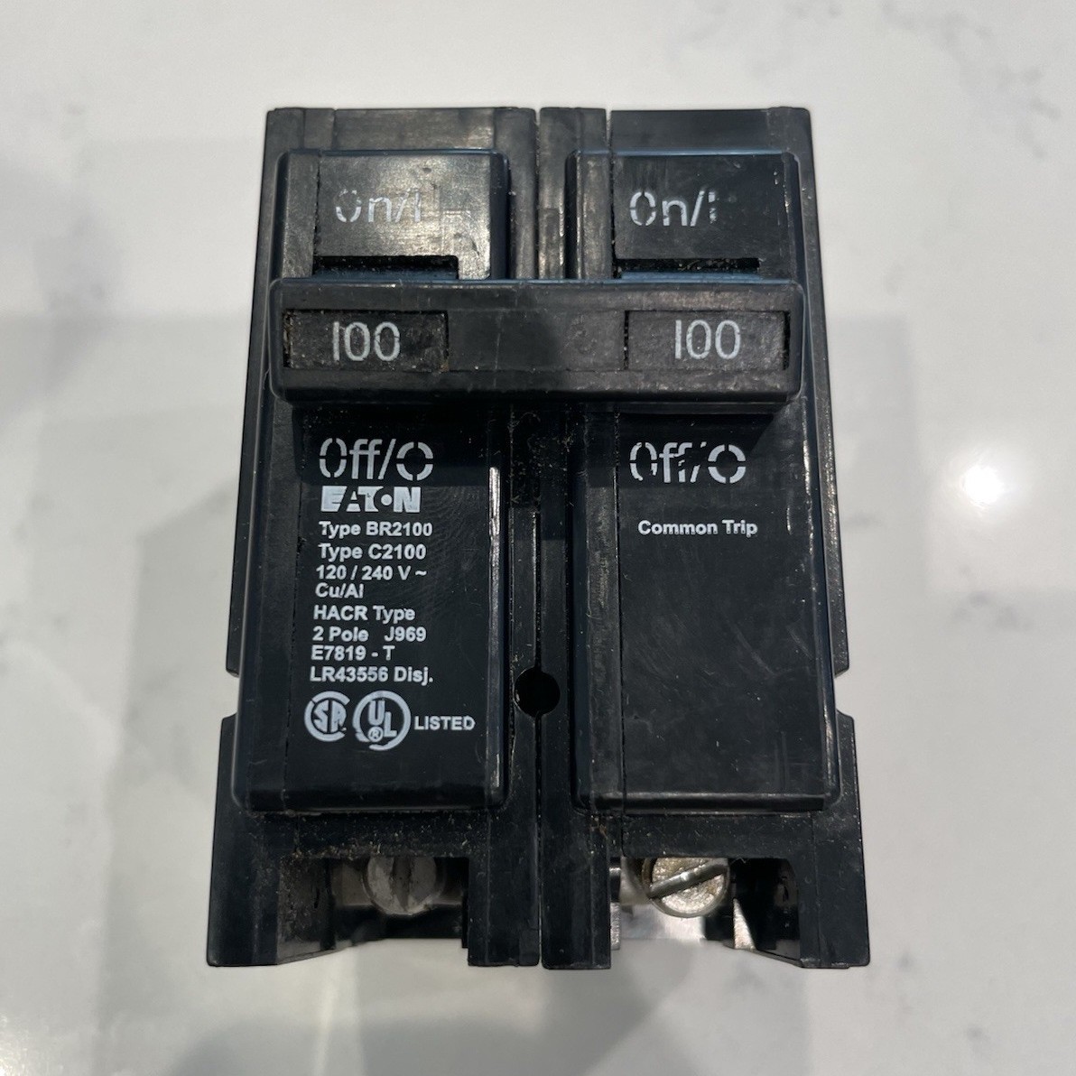 Eaton BR2100 C2100 100A 2-Pole 120/240V Circuit Breaker Common Trip