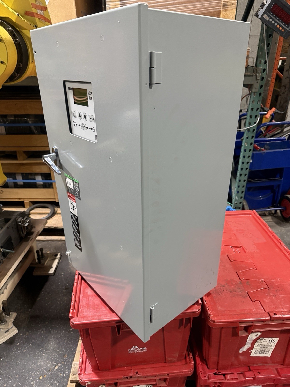 ASCO D03ATSA30200CGXC 200A 208V 3P AUTOMATIC TRANSFER SWITCH 50-60HZ