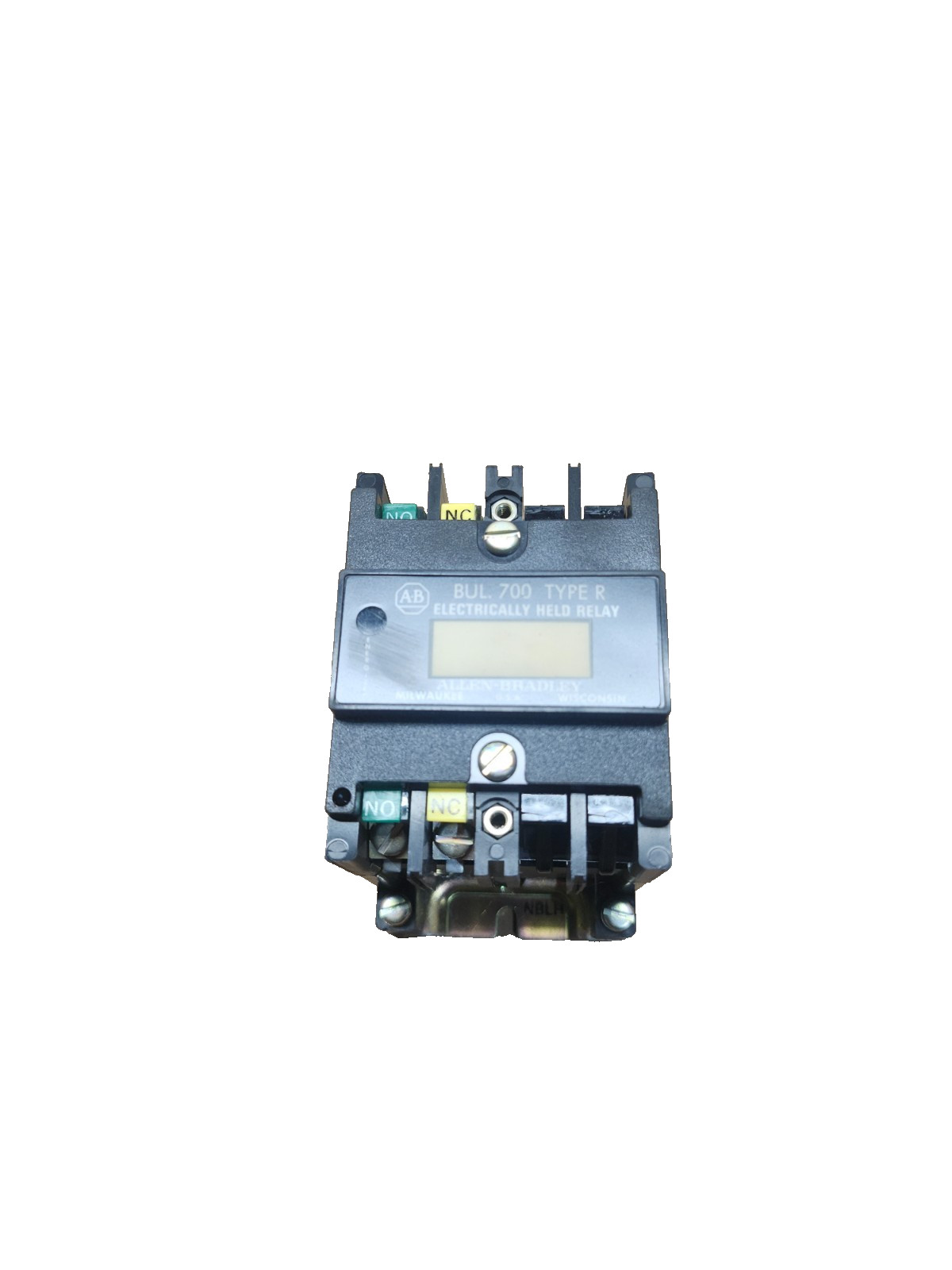 NEW IN BOX ALLEN BRADLEY AC RELAY TYPE R 120V, 60HZ, 700-R110A1